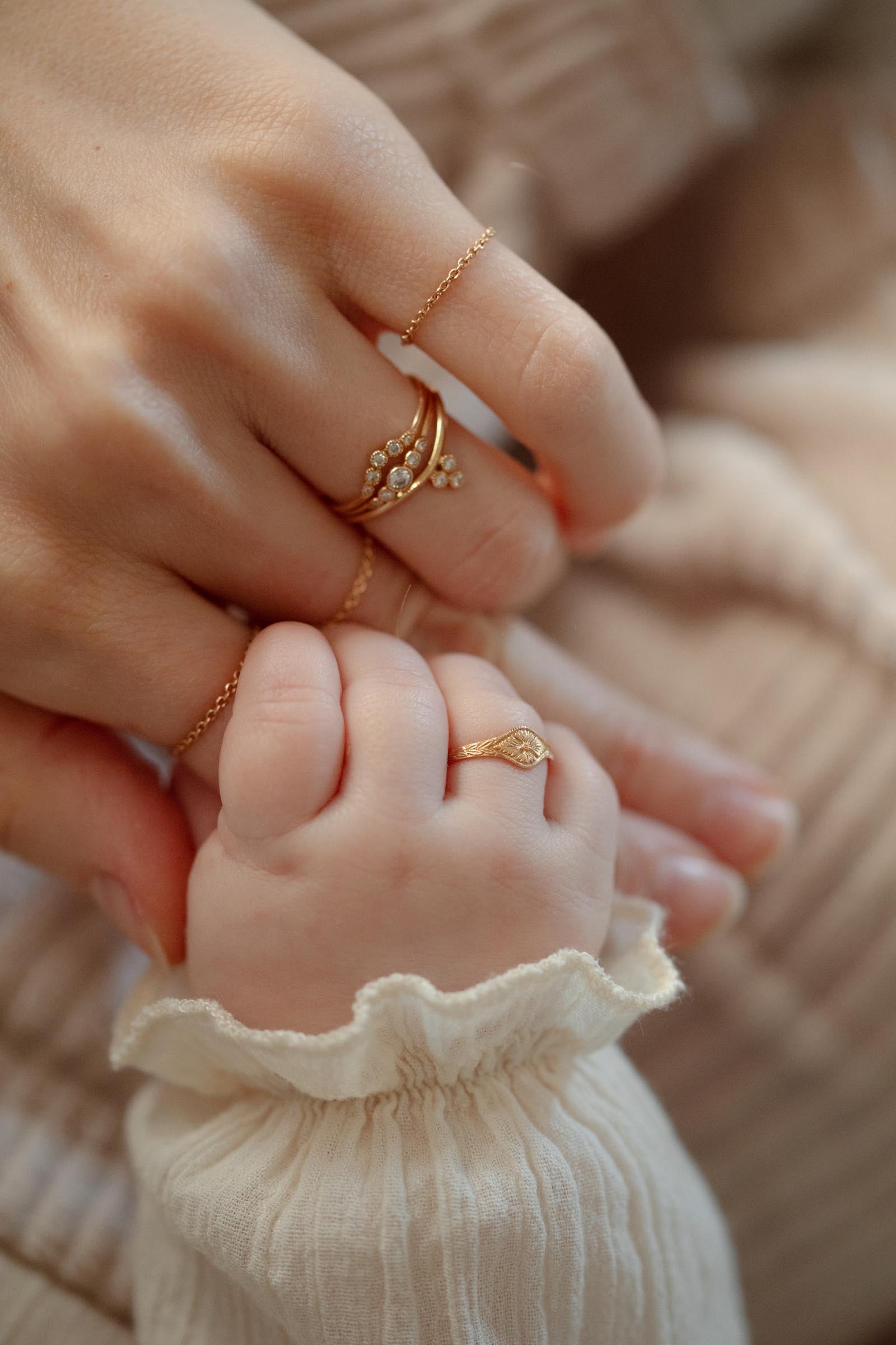 Birth jewellery & rings