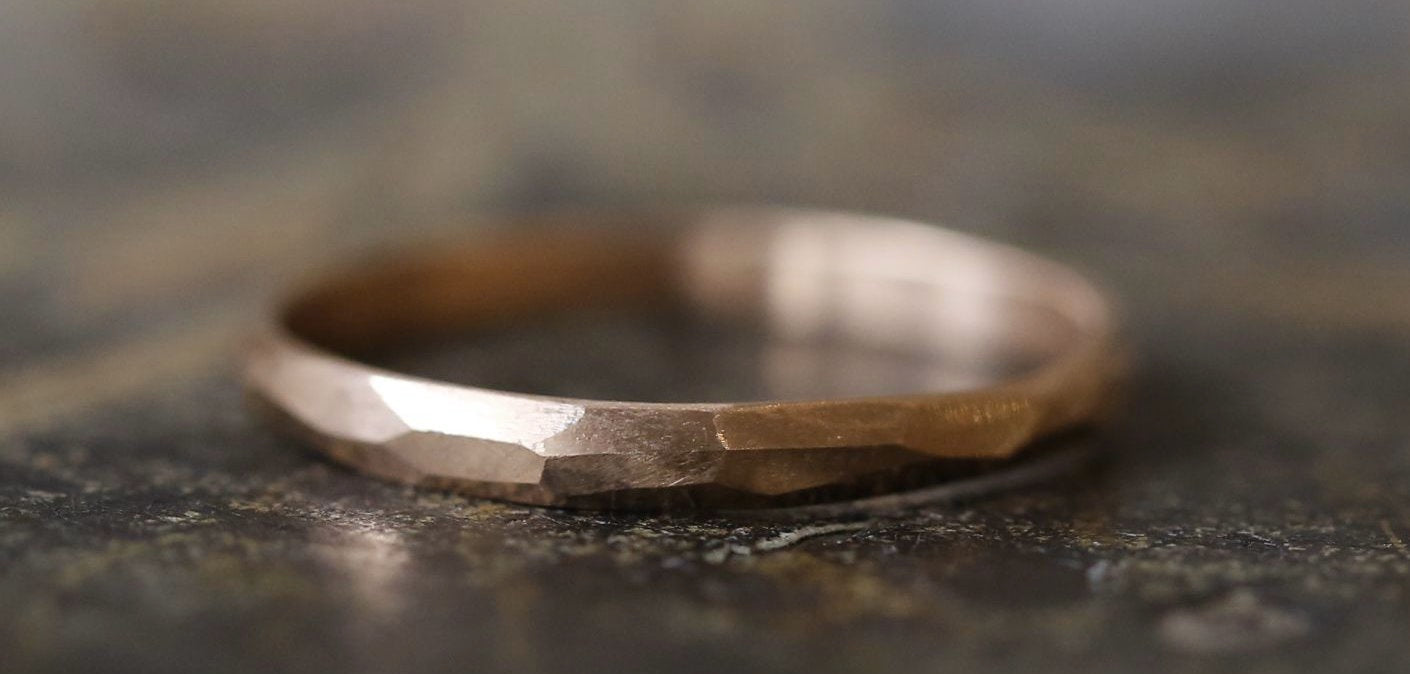 wedding bands Men Textured