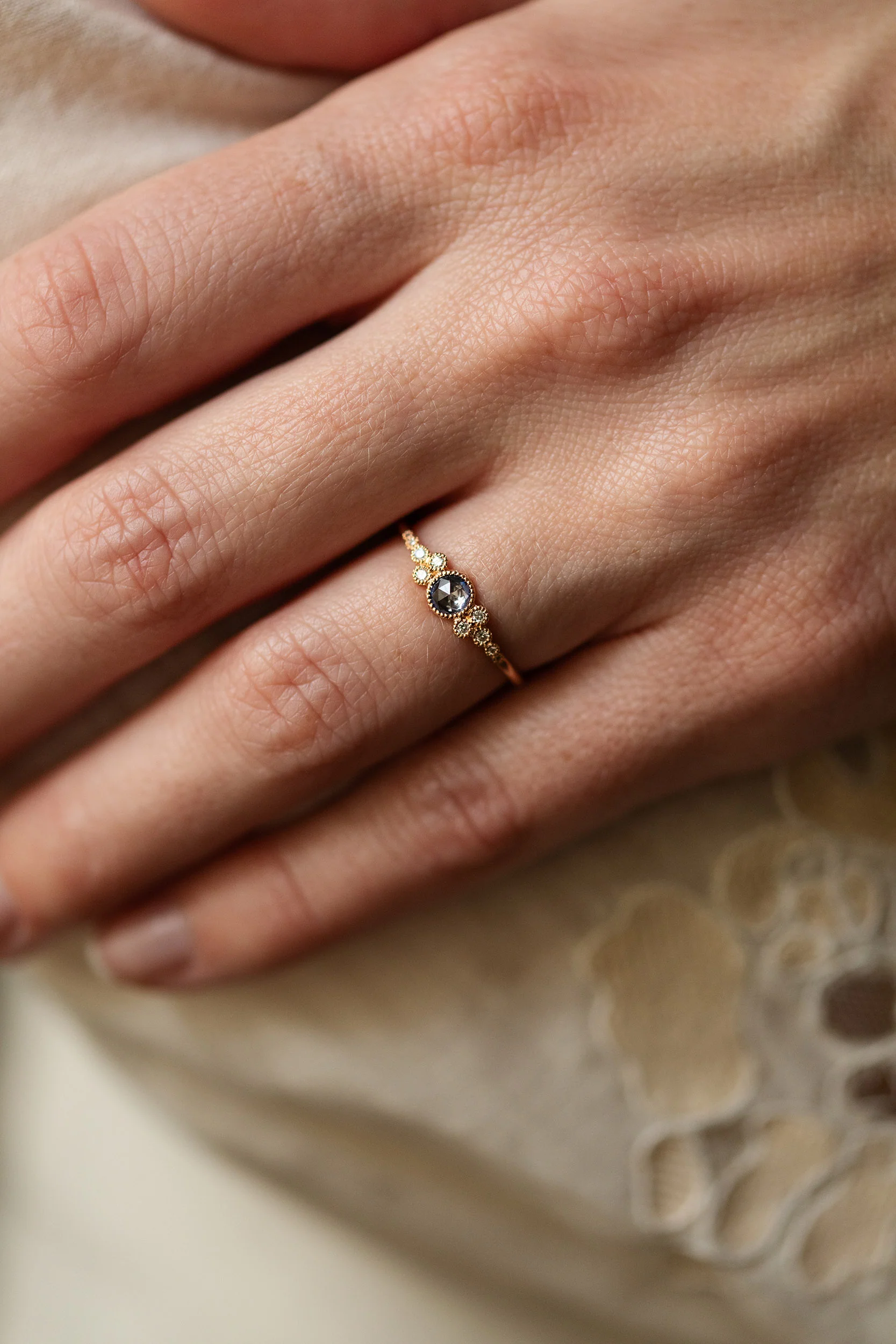 Ring Iris M Blue Sapphire