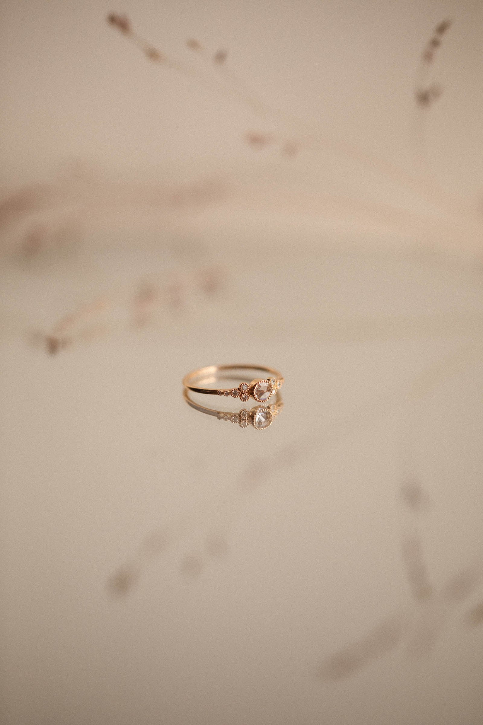 Ring Iris M White Sapphire