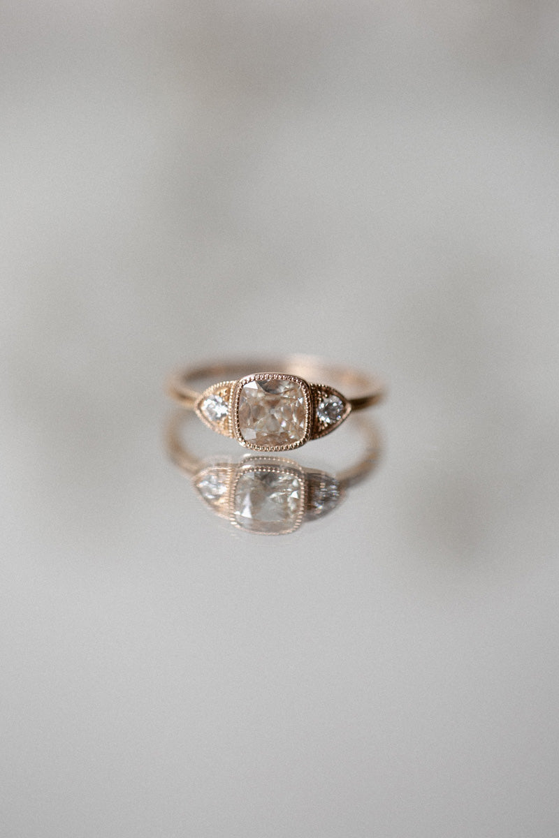 Designer engagement ring: A one-of-a-kind piece in gold and natural brilliant-cut white diamonds by Myrtille Beck