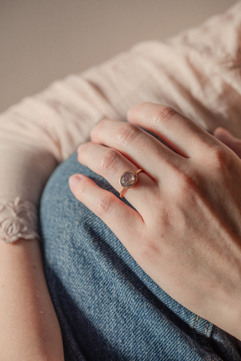Designer engagement ring: One-of-a-kind piece in gold with diamond by Myrtille Beck