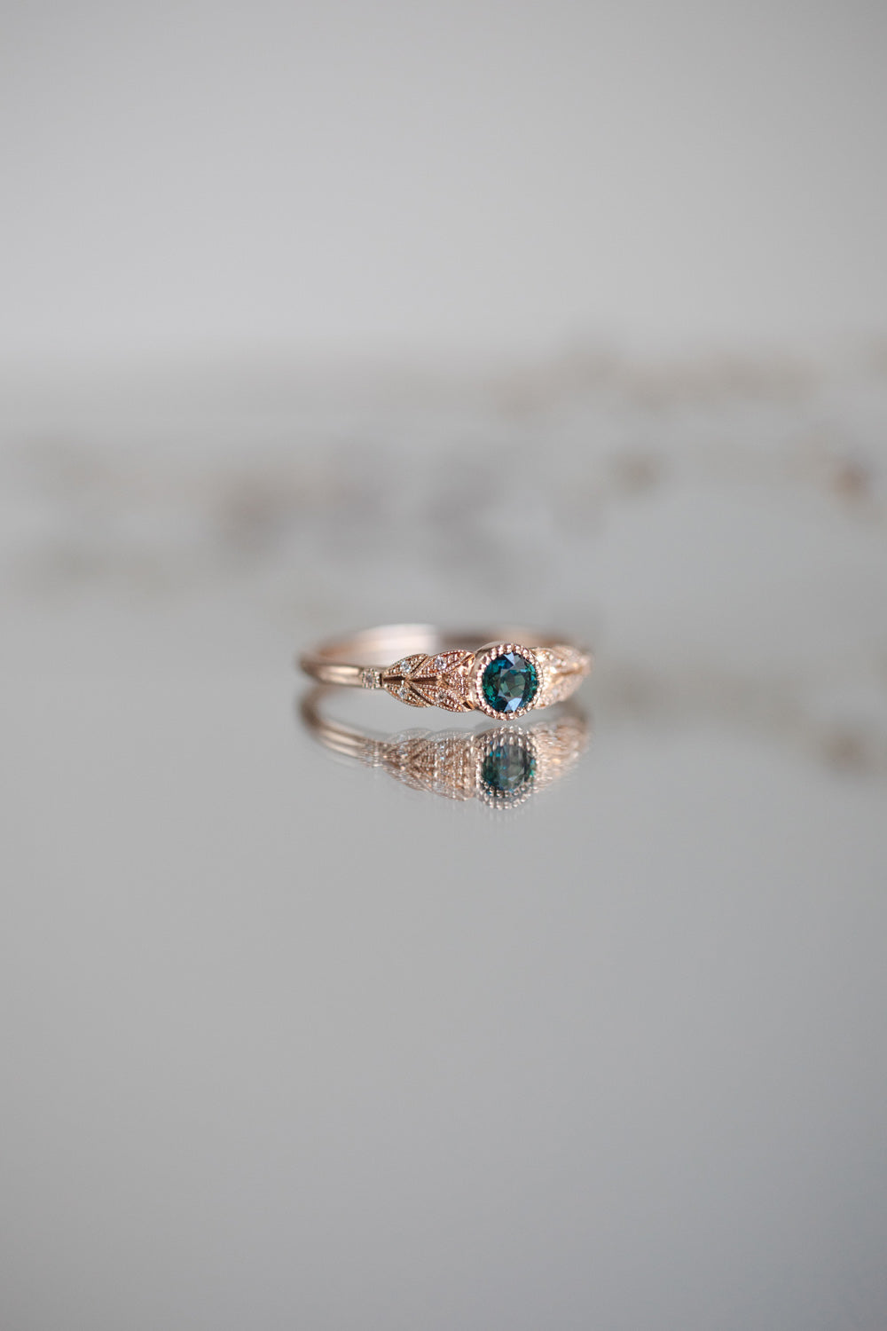 Designer engagement ring in gold with brilliant-cut sapphire mermaid Myrtille Beck