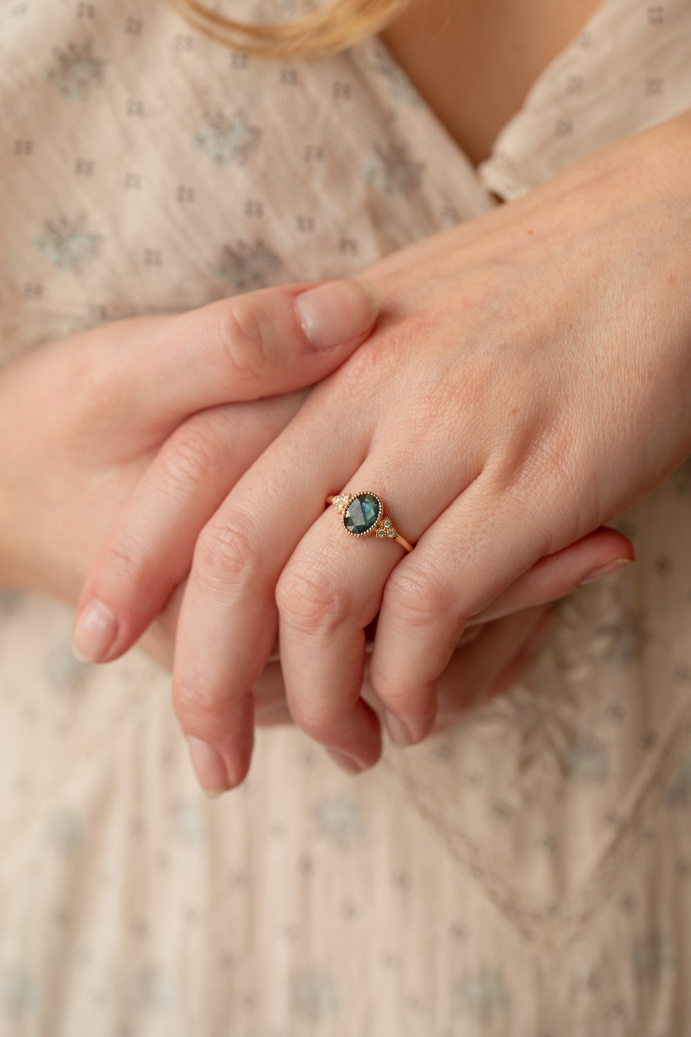 Flora ring oval vertical Sapphire mermaid