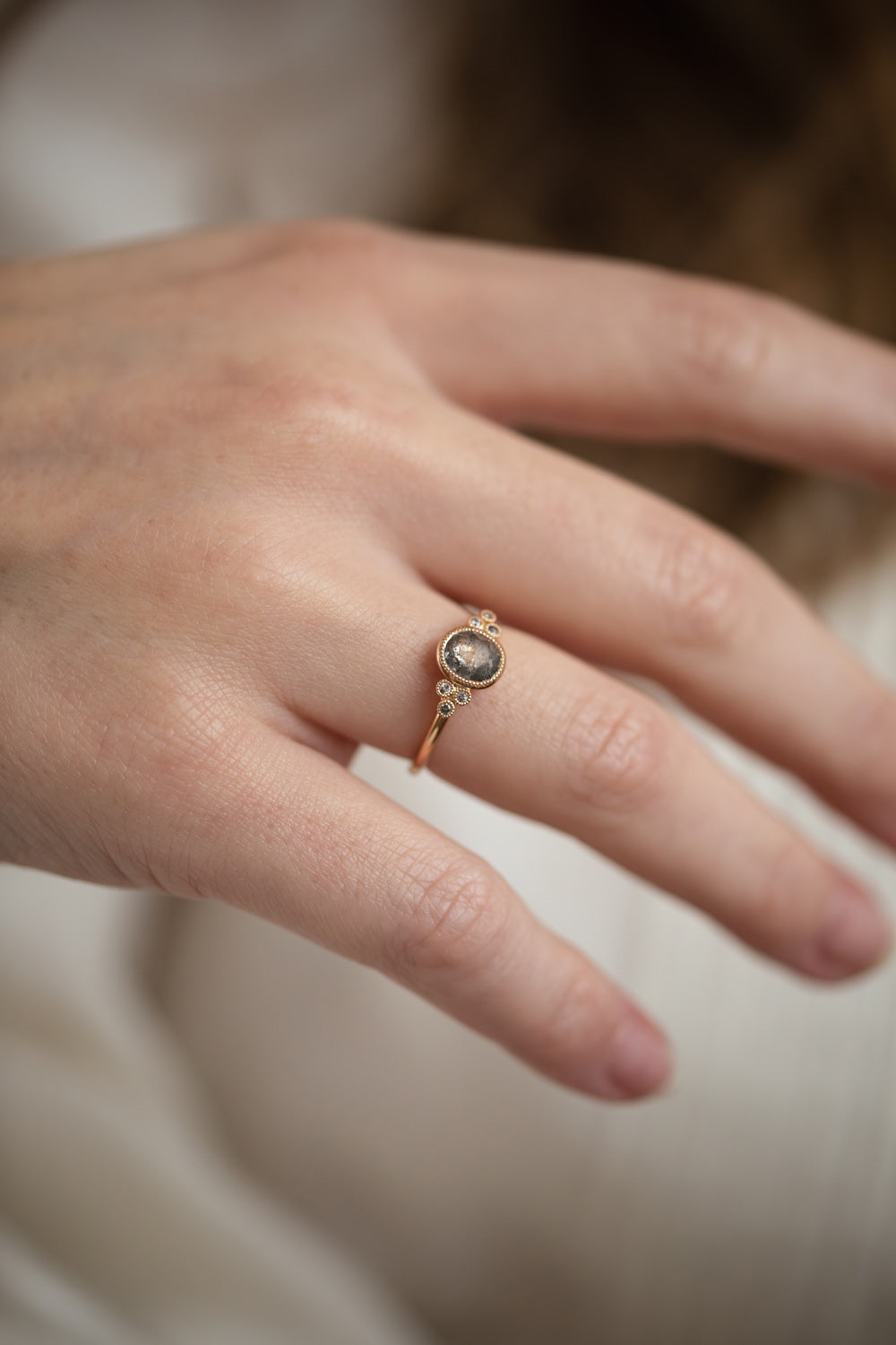 Engagement ring Unique piece in gold and diamond and pepper diamond Flora jewelry Myrtille Beck