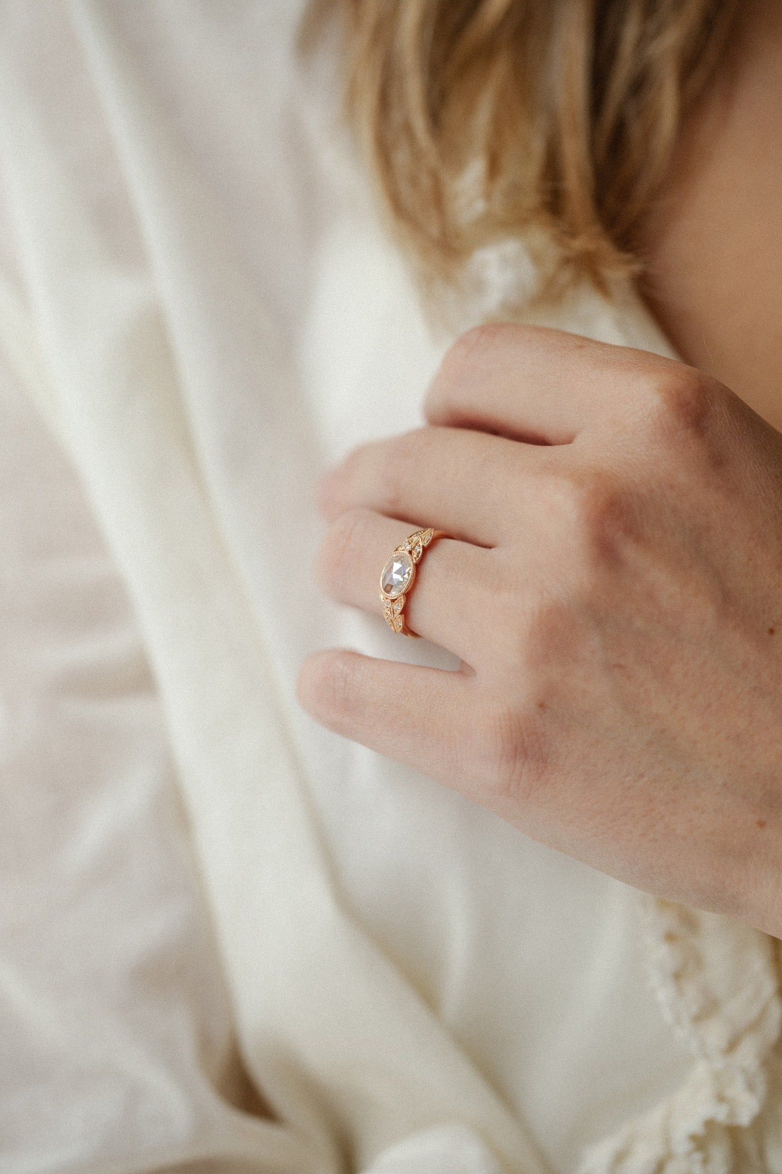 Designer engagement ring Unique piece in gold and white oval rosecut diamonds Myrtille Beck Paris joaillerie éthique et artisanale