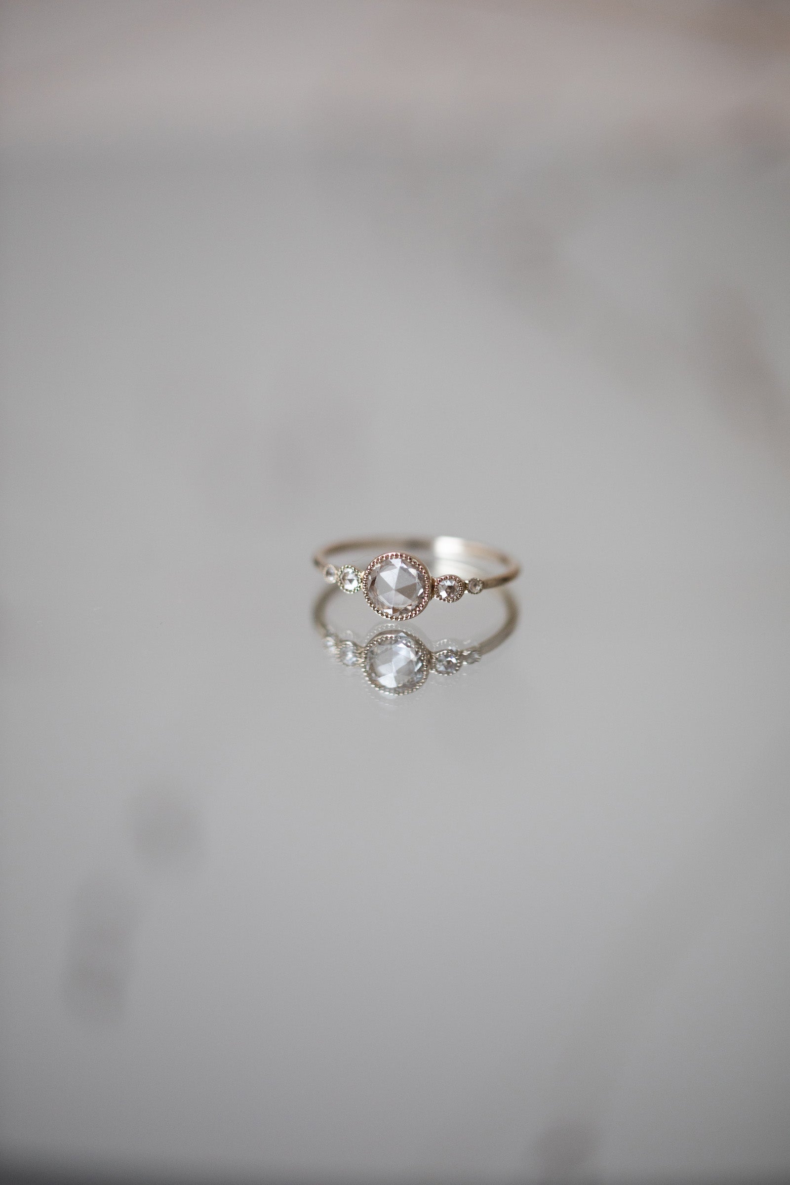 Ring Coco White Sapphire Rosecut