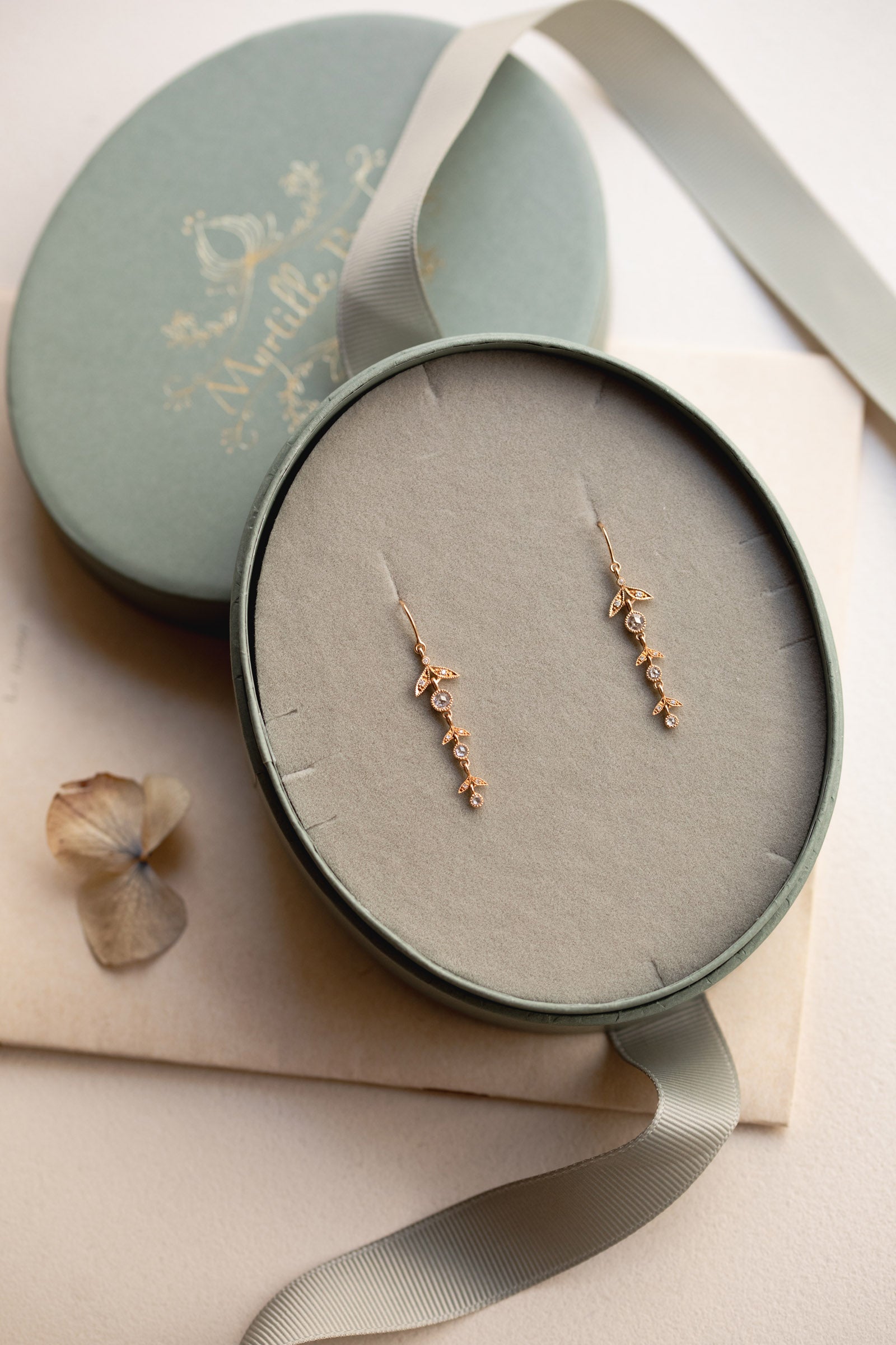 Pendant earrings Feuillage Long M