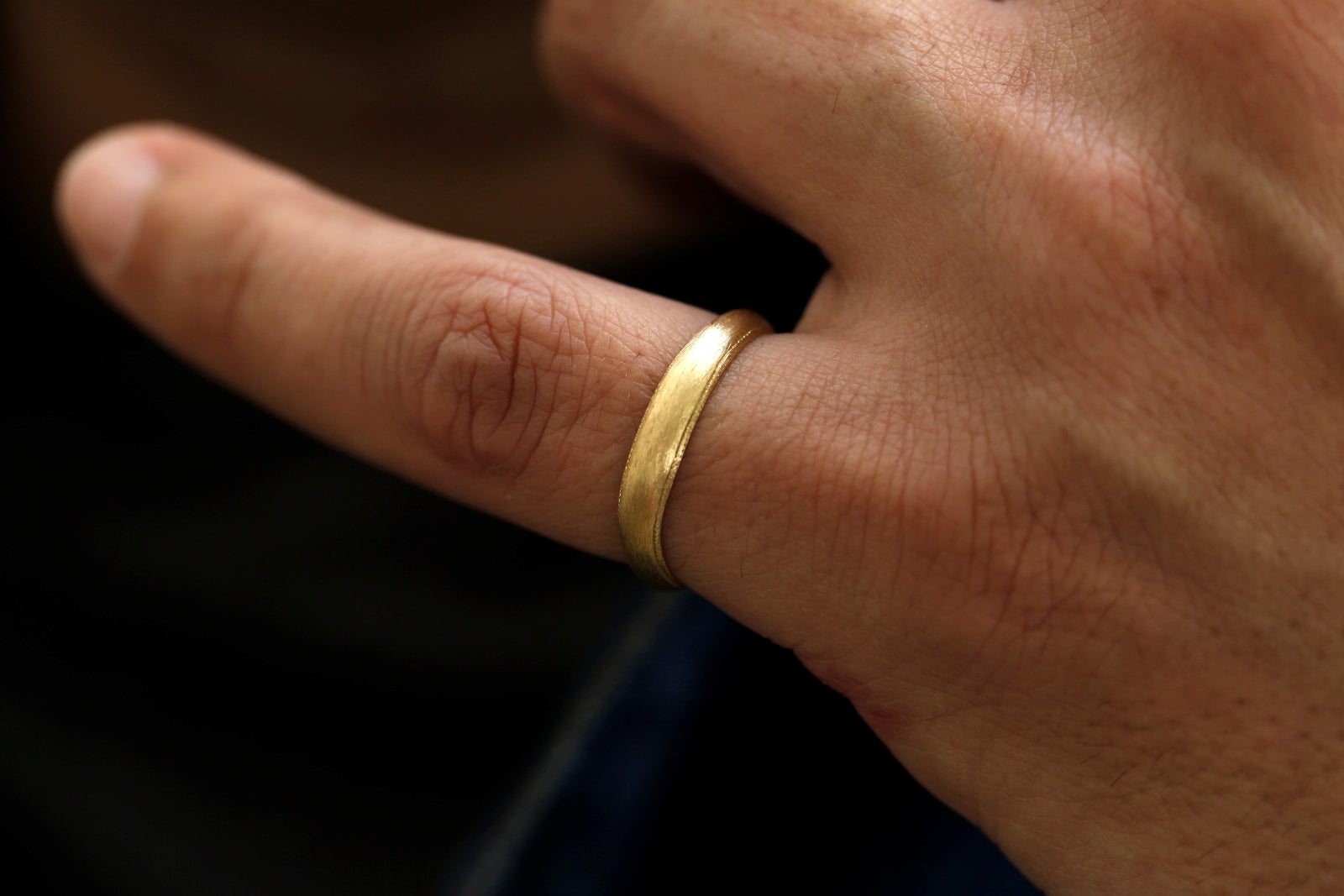wedding band Juno L