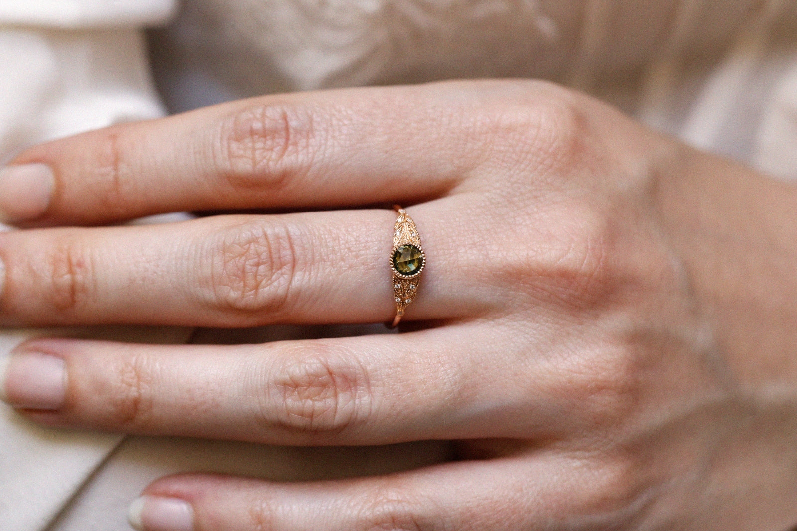 Ring Feuillage L Green Sapphire