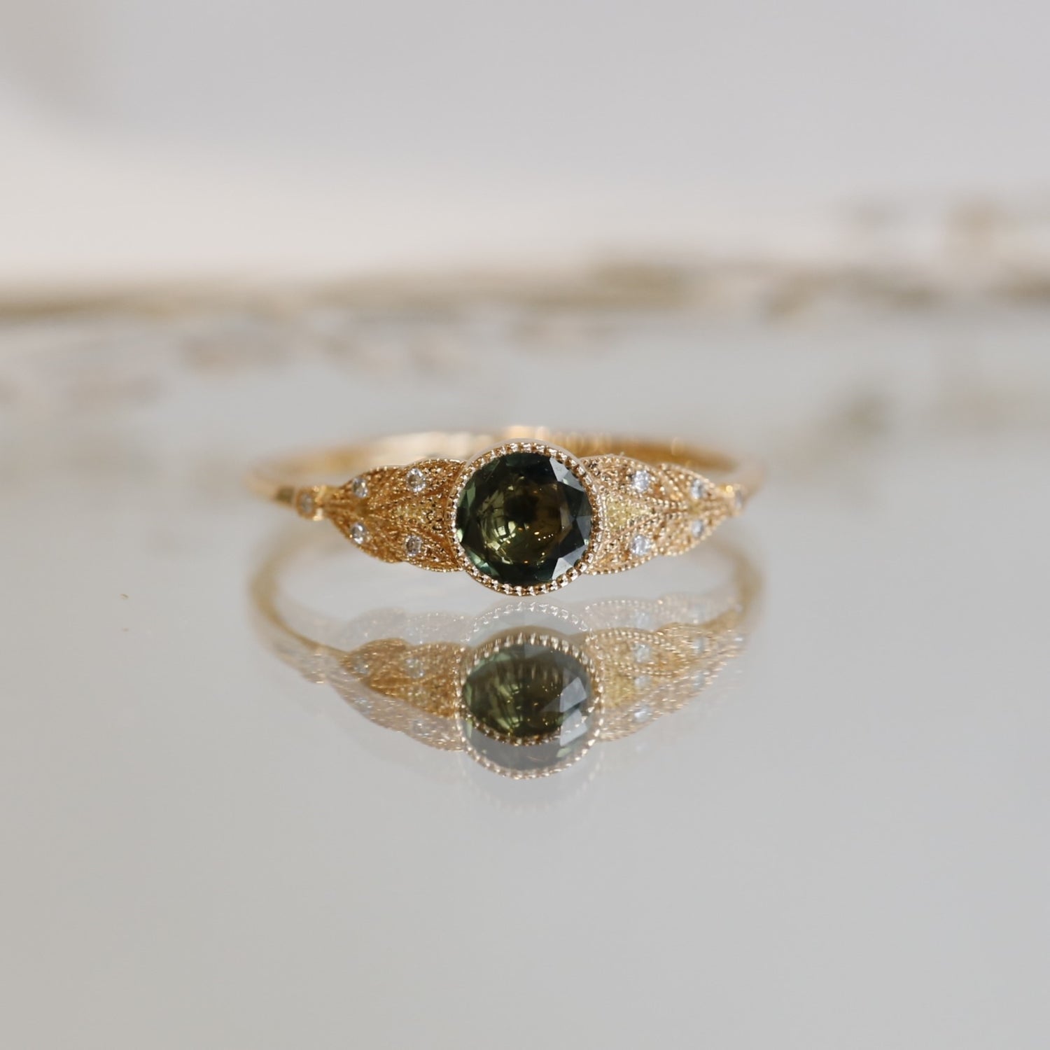 Ring Feuillage L Green Sapphire