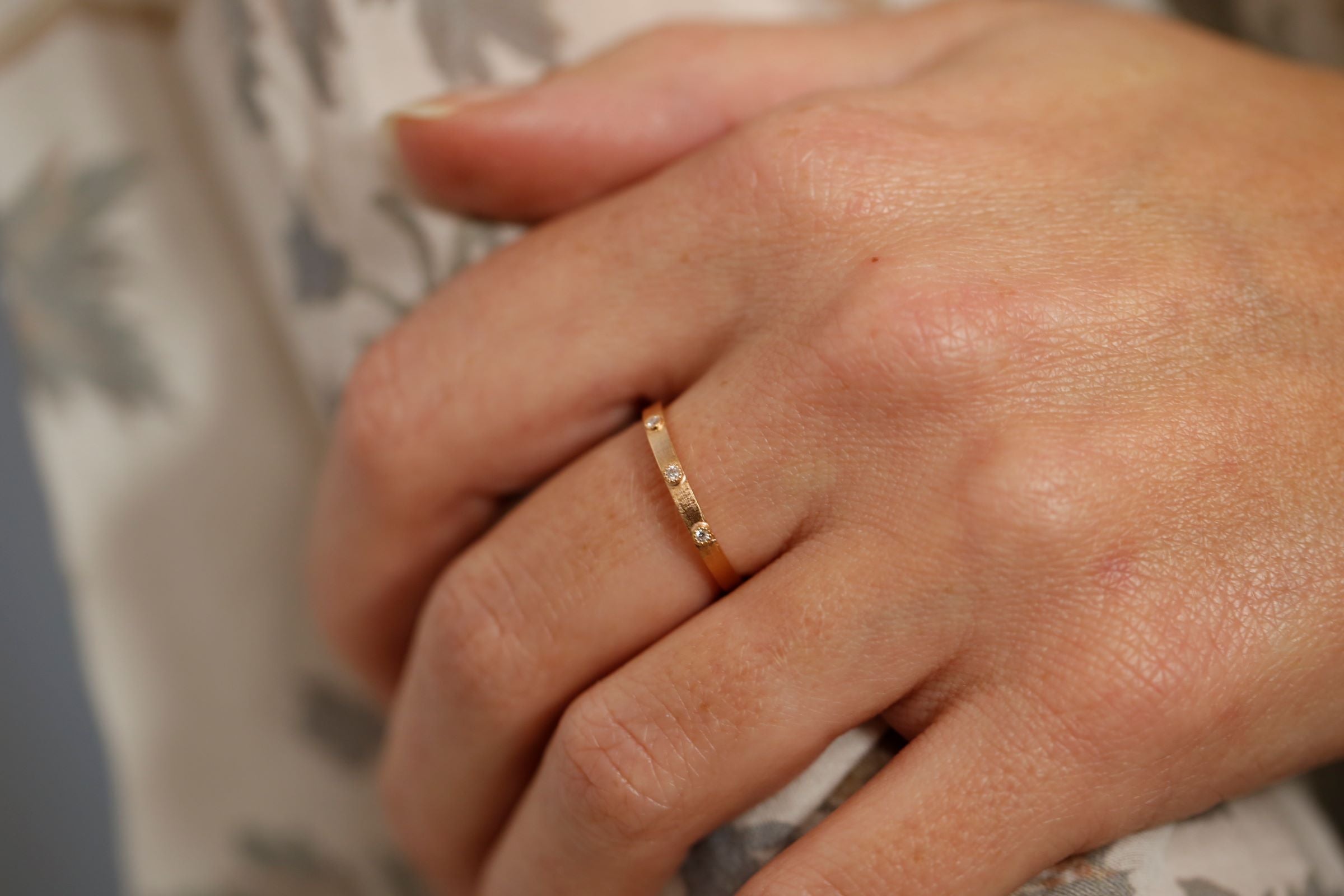 wedding band Aki S Woman white diamonds