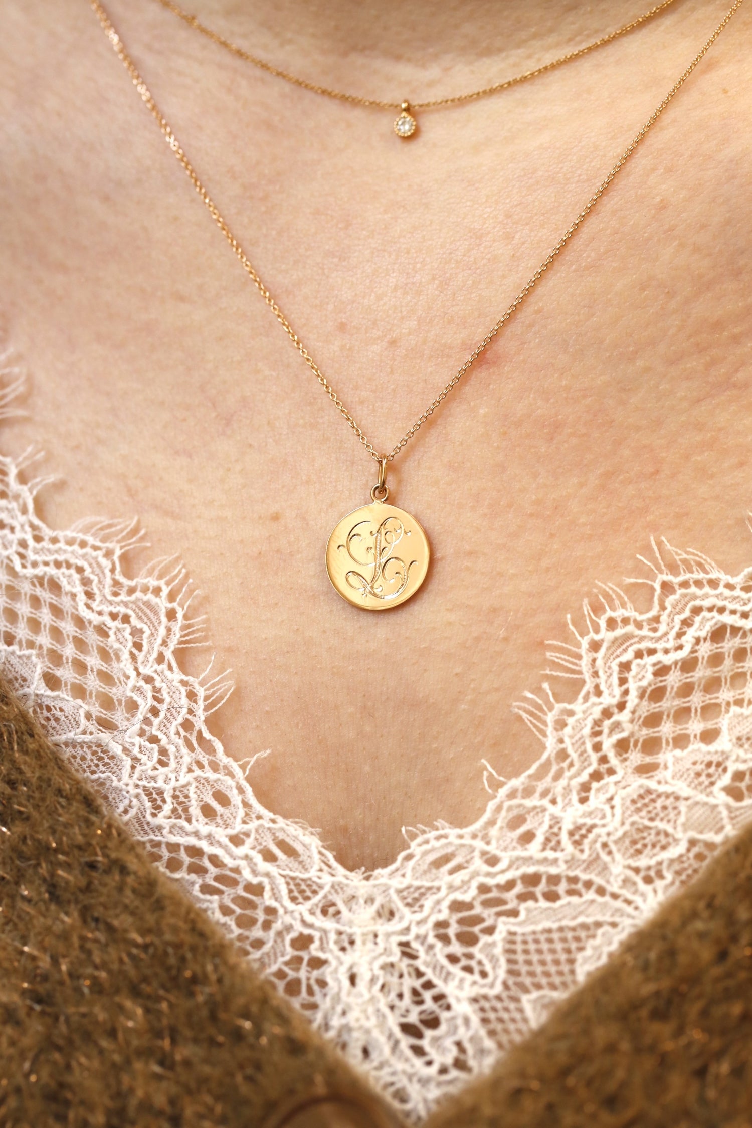 Initial medal 1.4 cm