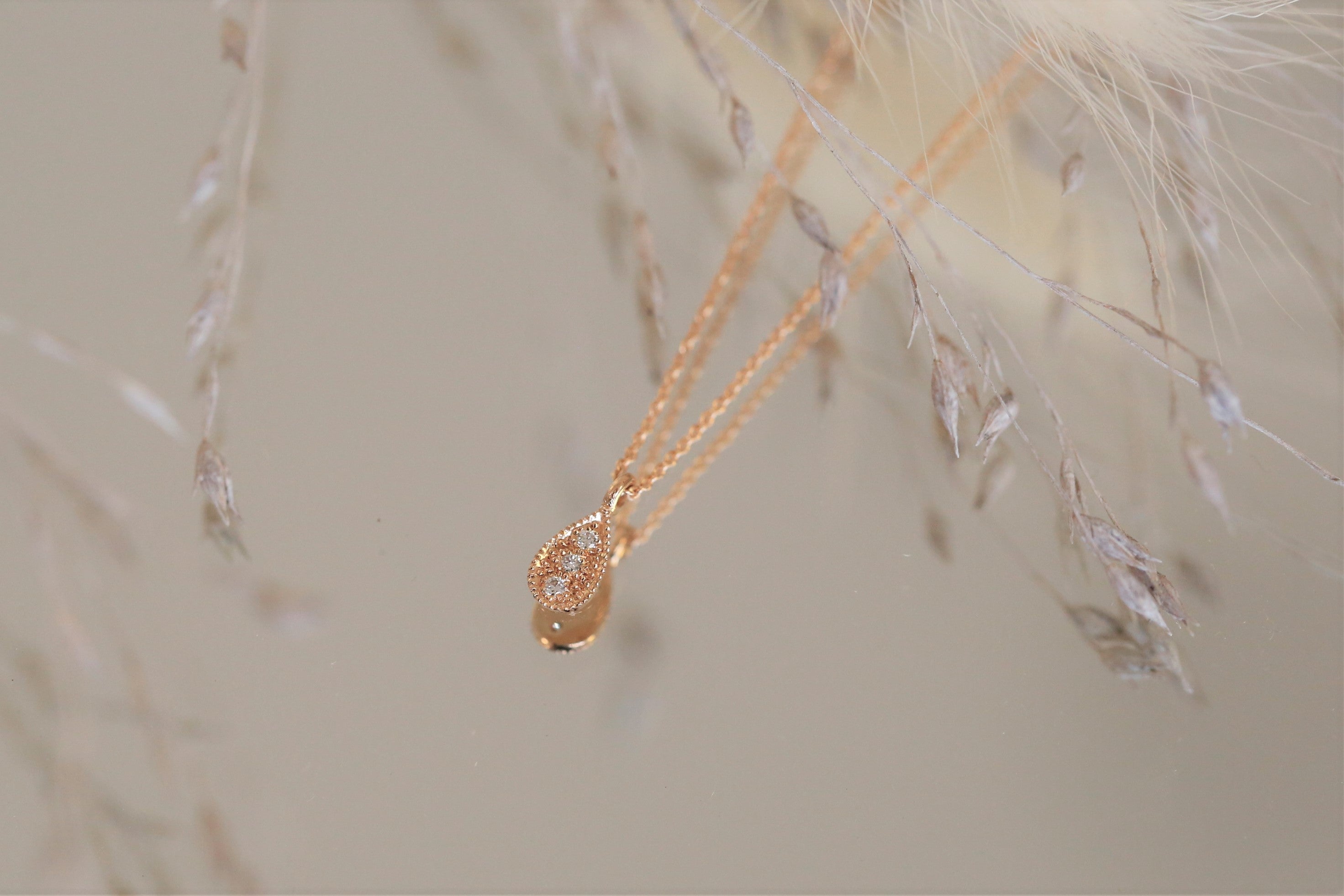 Necklace Allegria Goutte, Myrtille Beck, designer necklace, vintage necklace, gold and diamonds necklace