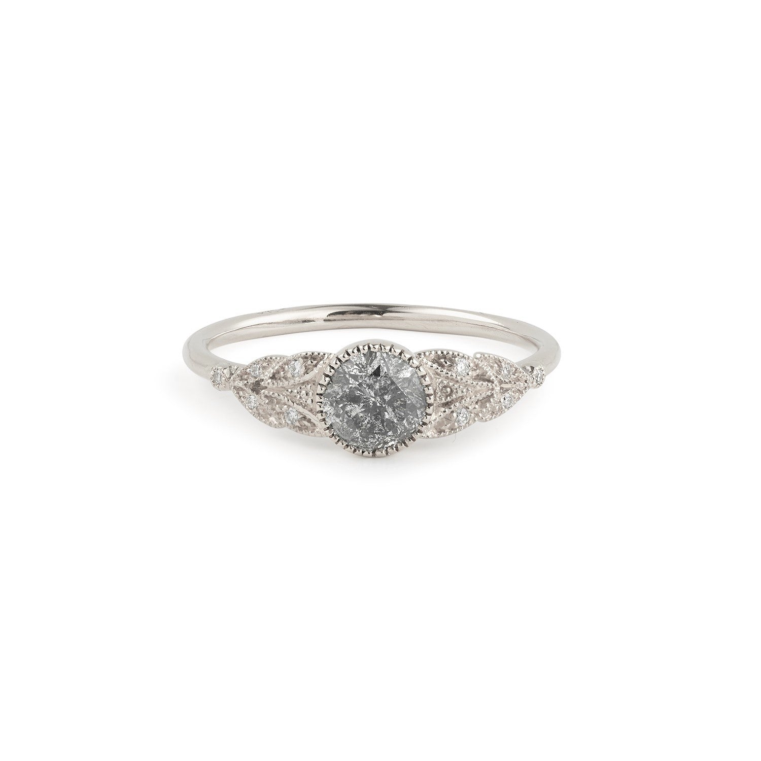 Ring Feuillage L diamond Salt & Pepper