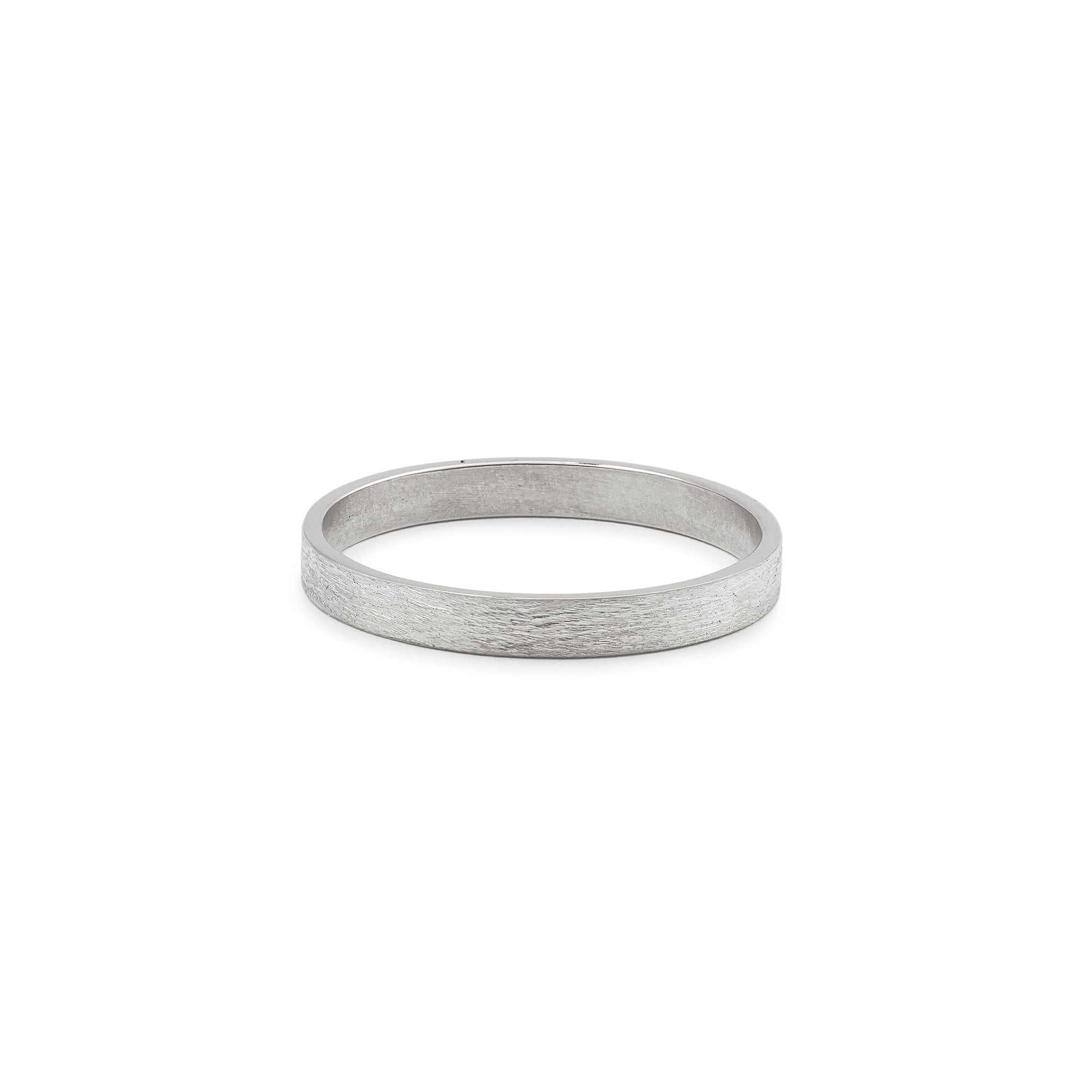 wedding band for men Saturn in grey gold, Myrtille Beck Paris, wedding band from designer for men
