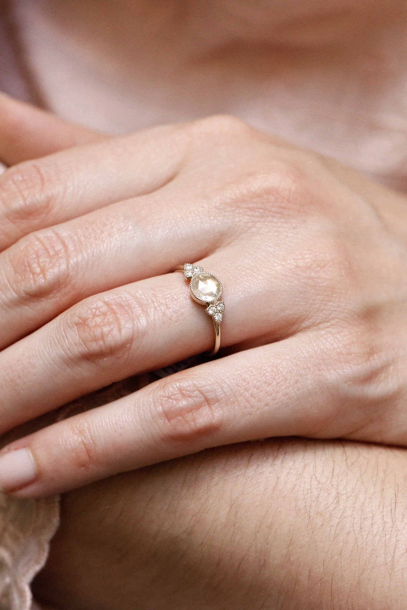 Bague Flora XL Saphir Blanc Rosecut