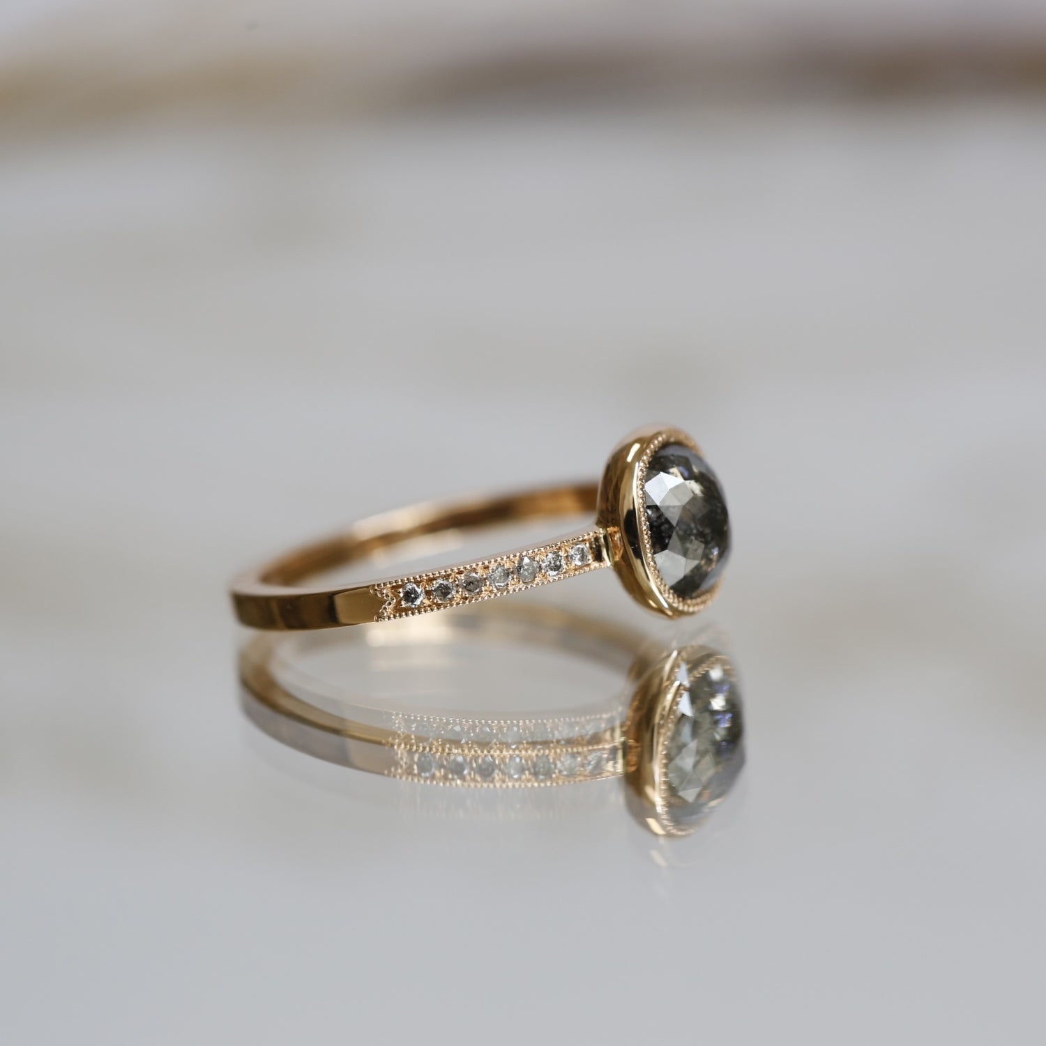 Pièce Unique Juliette diamant Salt & Pepper ovale
