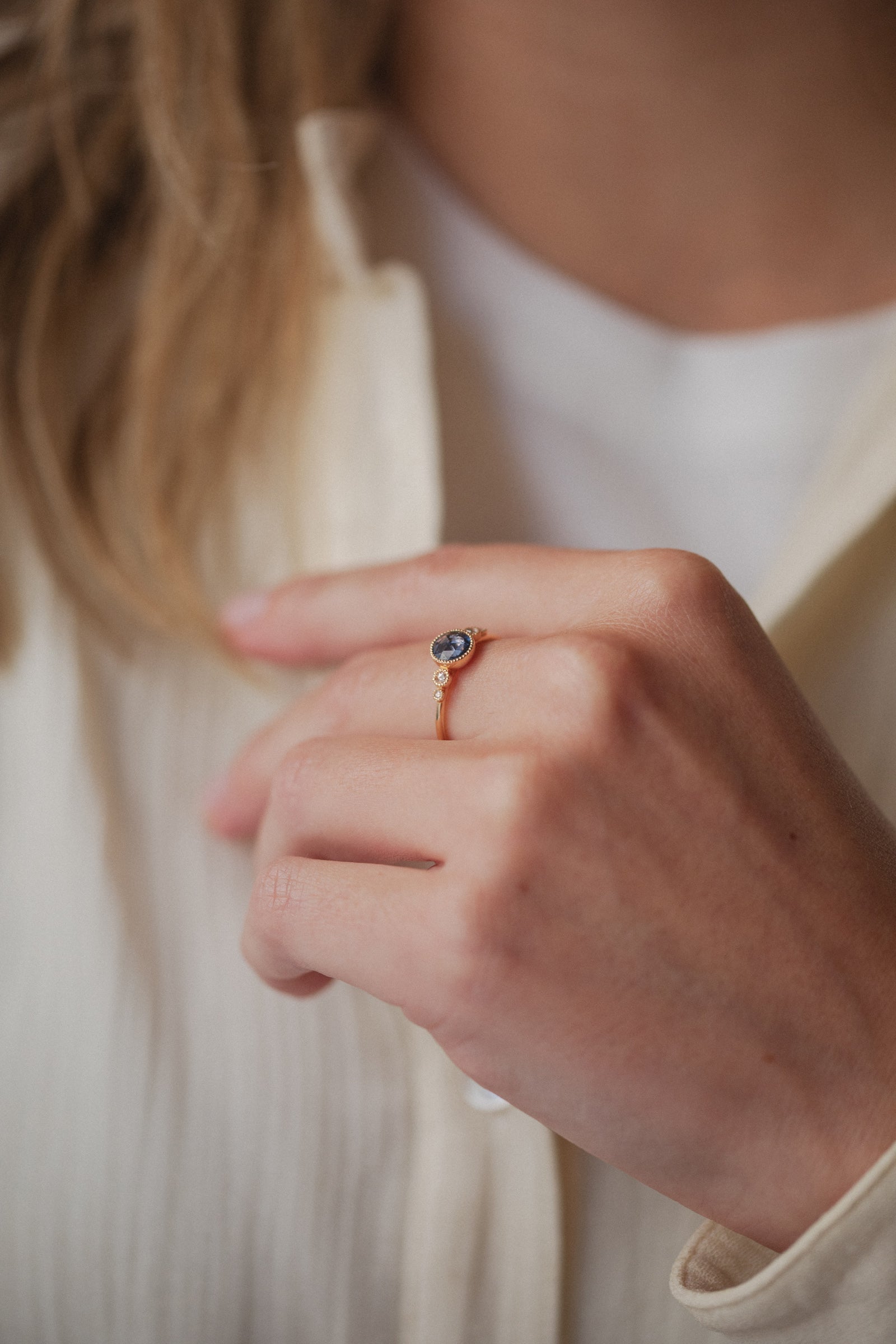 Bague Coco Saphir bleu et Diamants