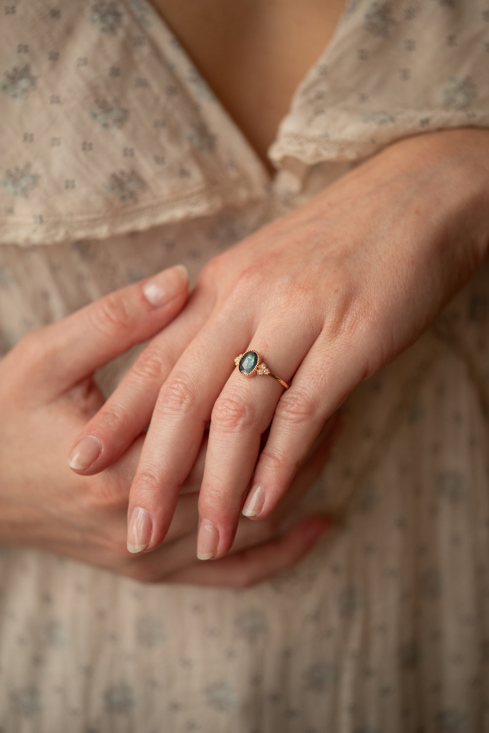 Bague Flora ovale verticale Saphir mermaid