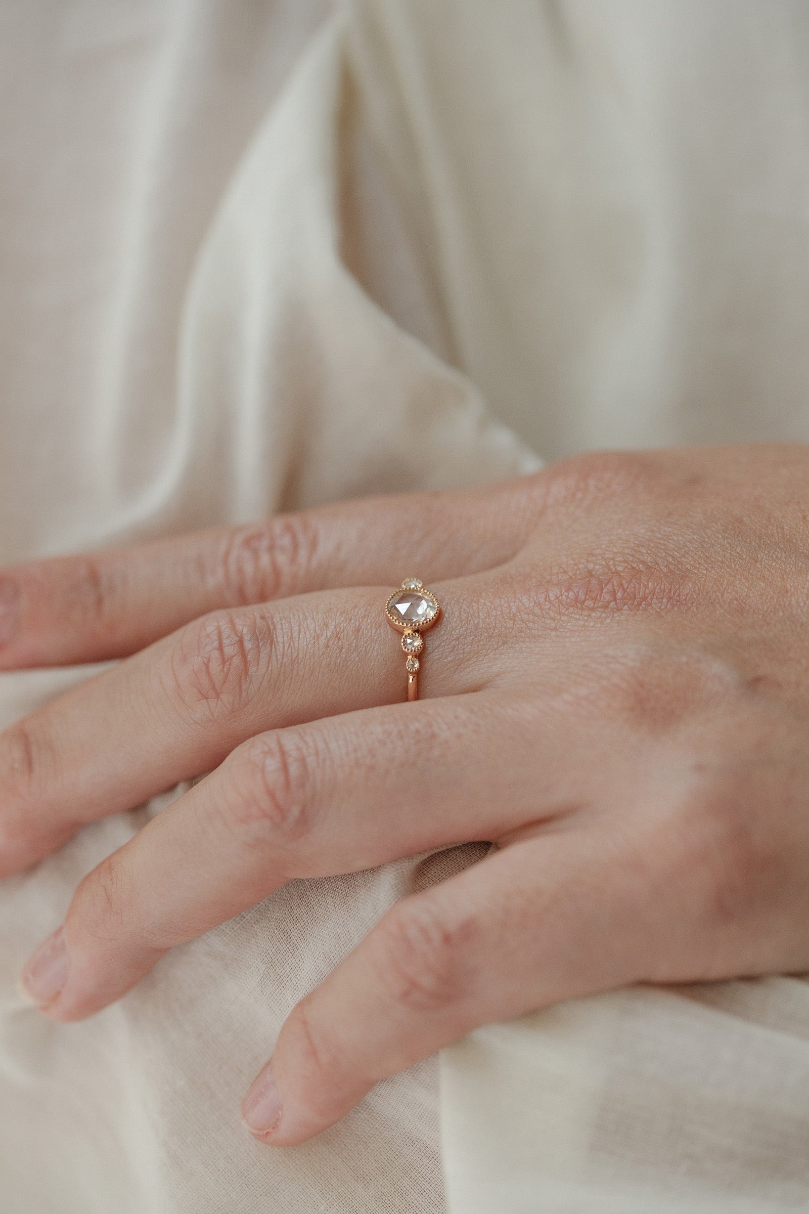 Bague Coco Saphir Blanc Rosecut