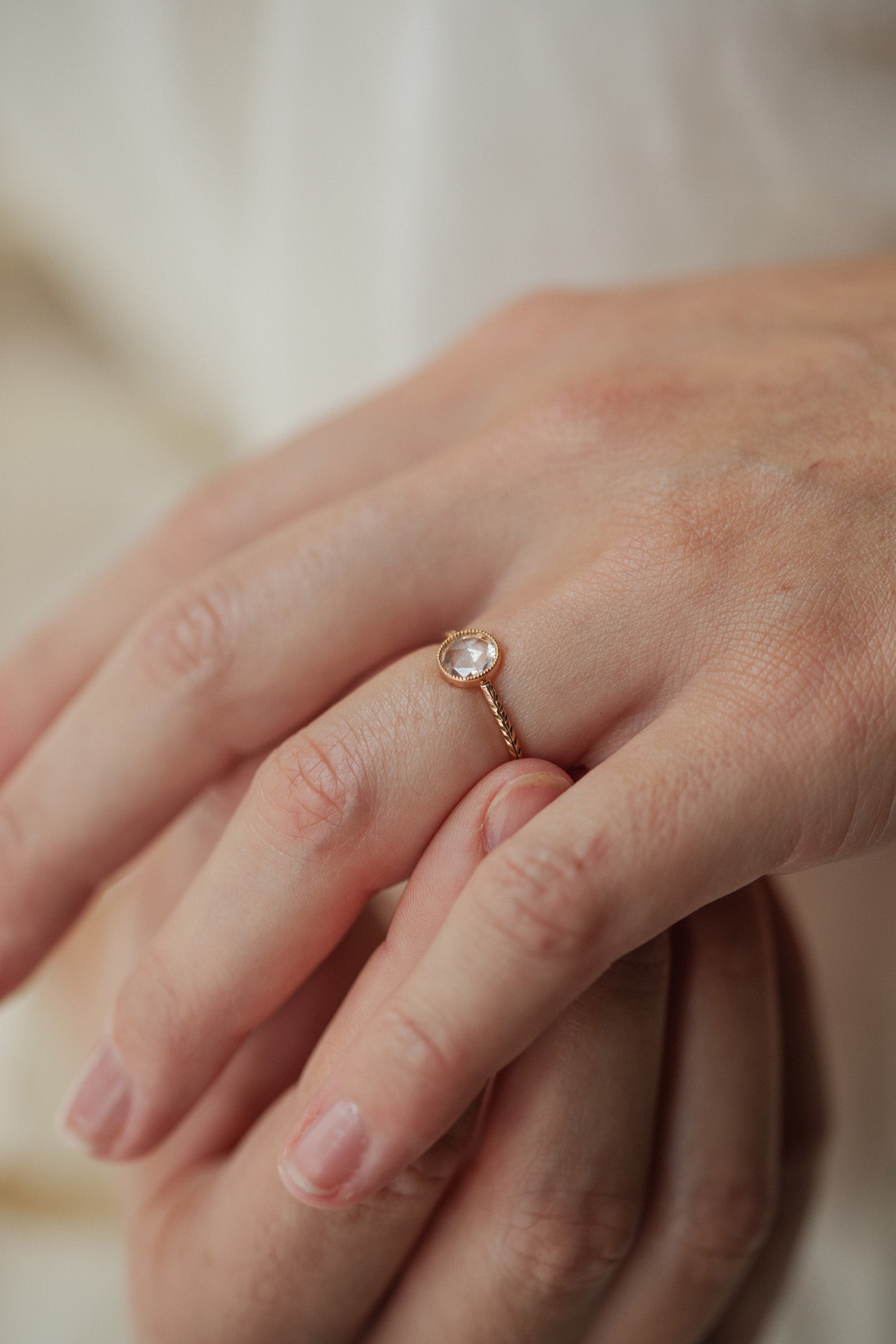 Bague Cybele XL Saphir Blanc Rosecut