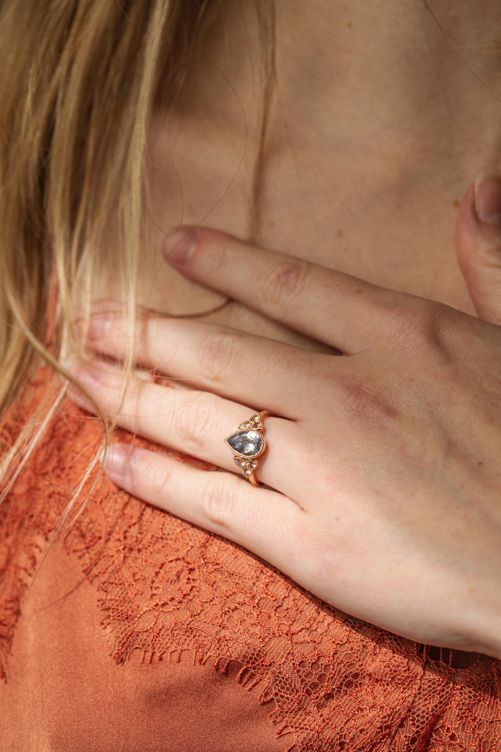 Pièce Unique Flora Saphir Umba Mauve Poire