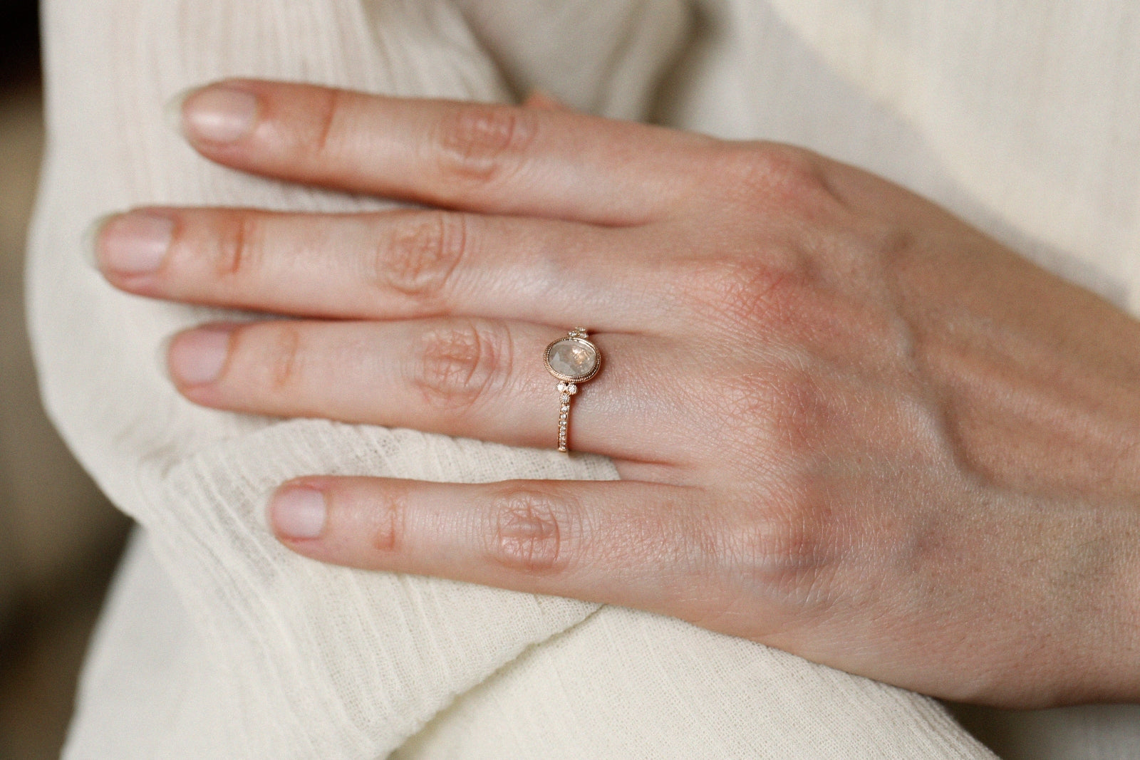 Pièce Unique n°3/2022, Bague Iris Diamant Icy ovale