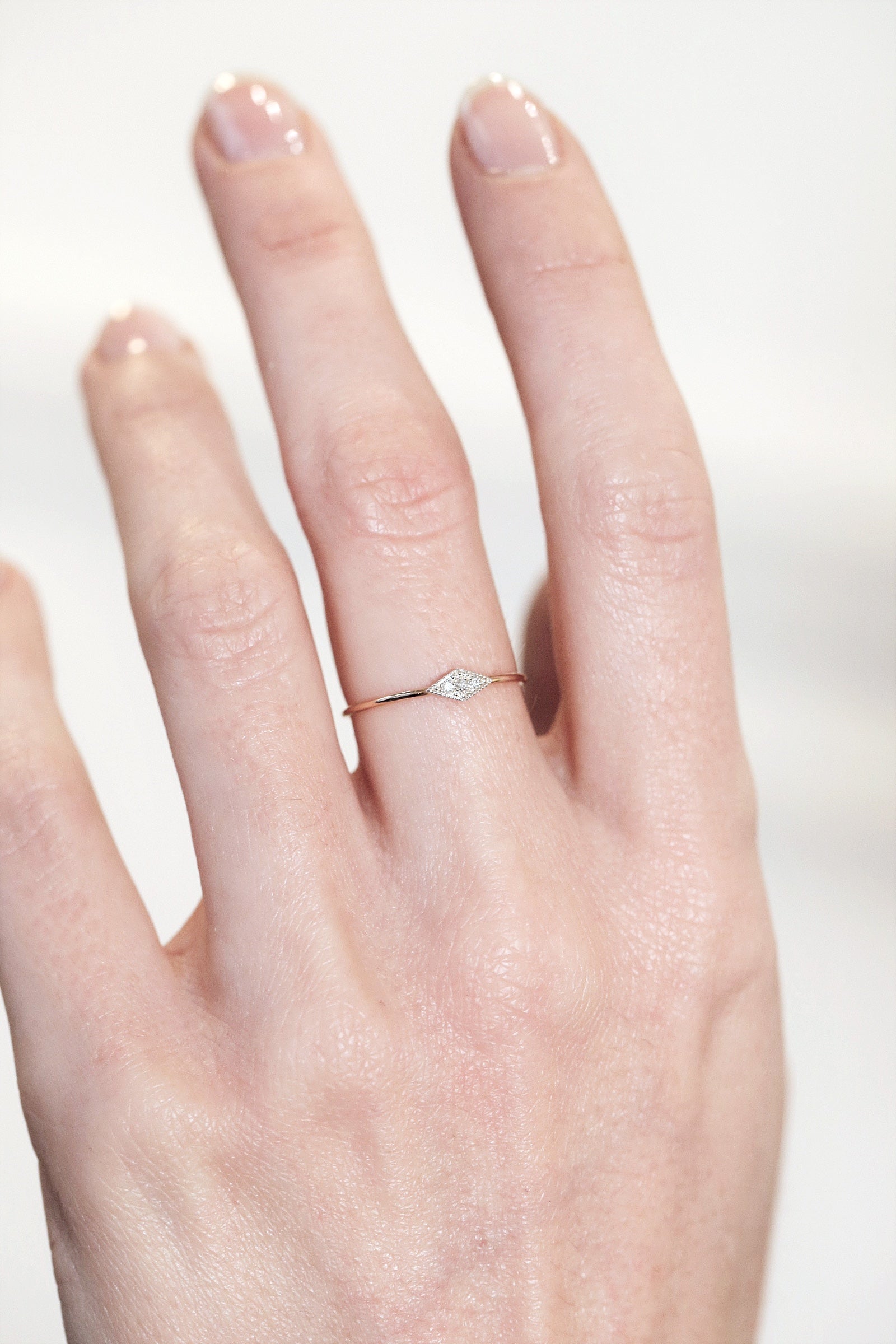 Bague Allegria Losange, Myrtille Beck. Bague fine en or et diamants