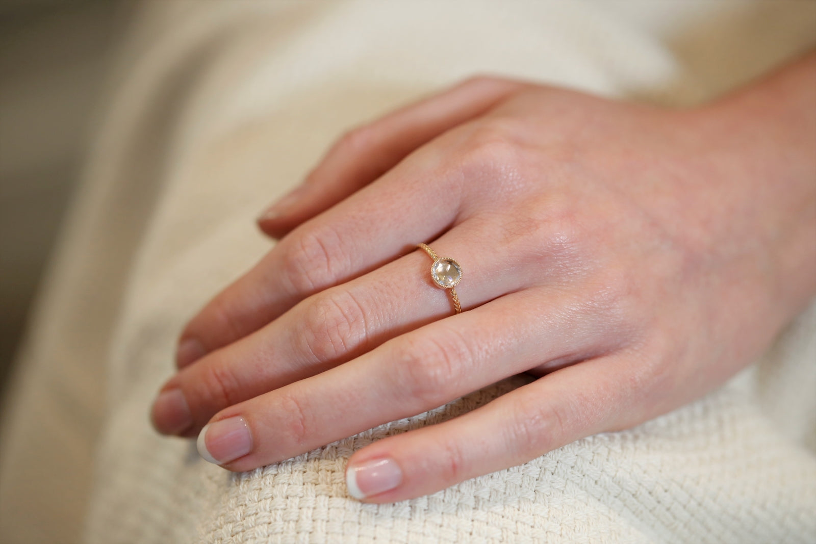 Bague Cybèle XL Saphir blanc