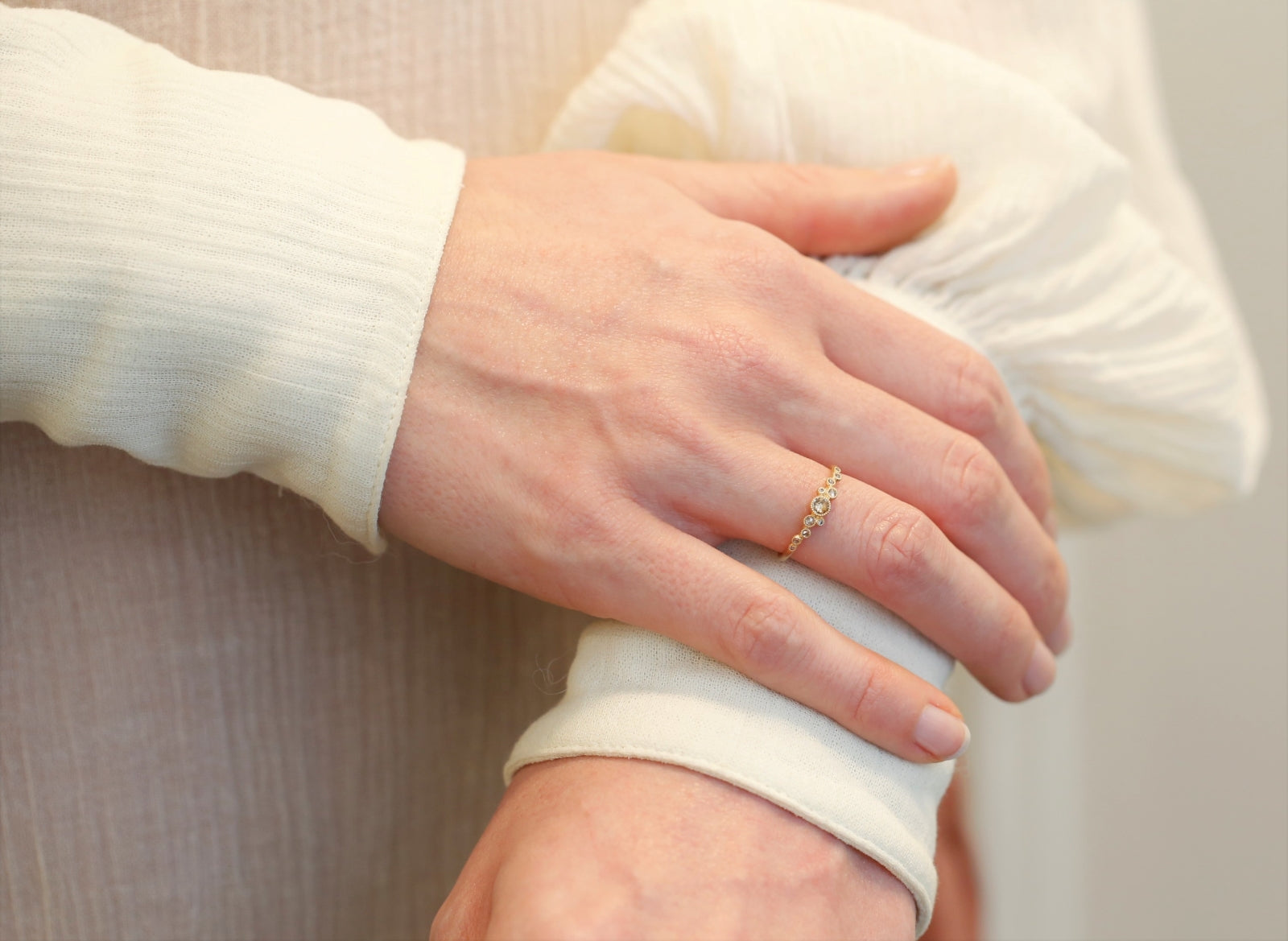 Bague Astrée diamants champagne