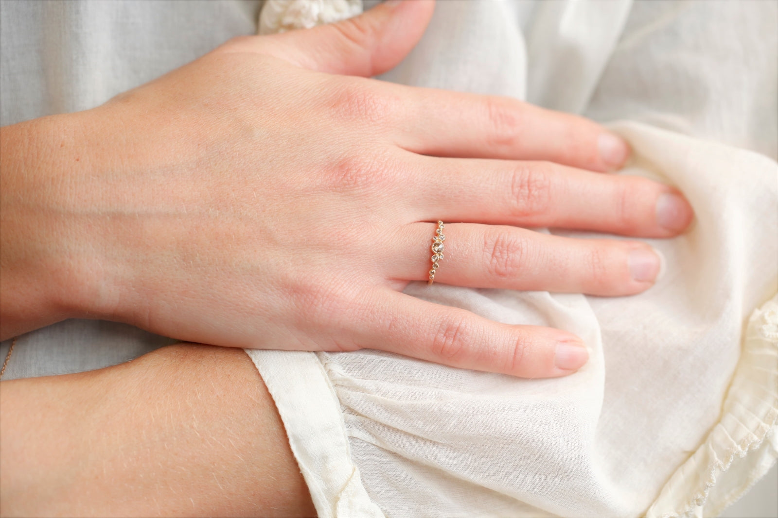 Bague Astrée diamants champagne
