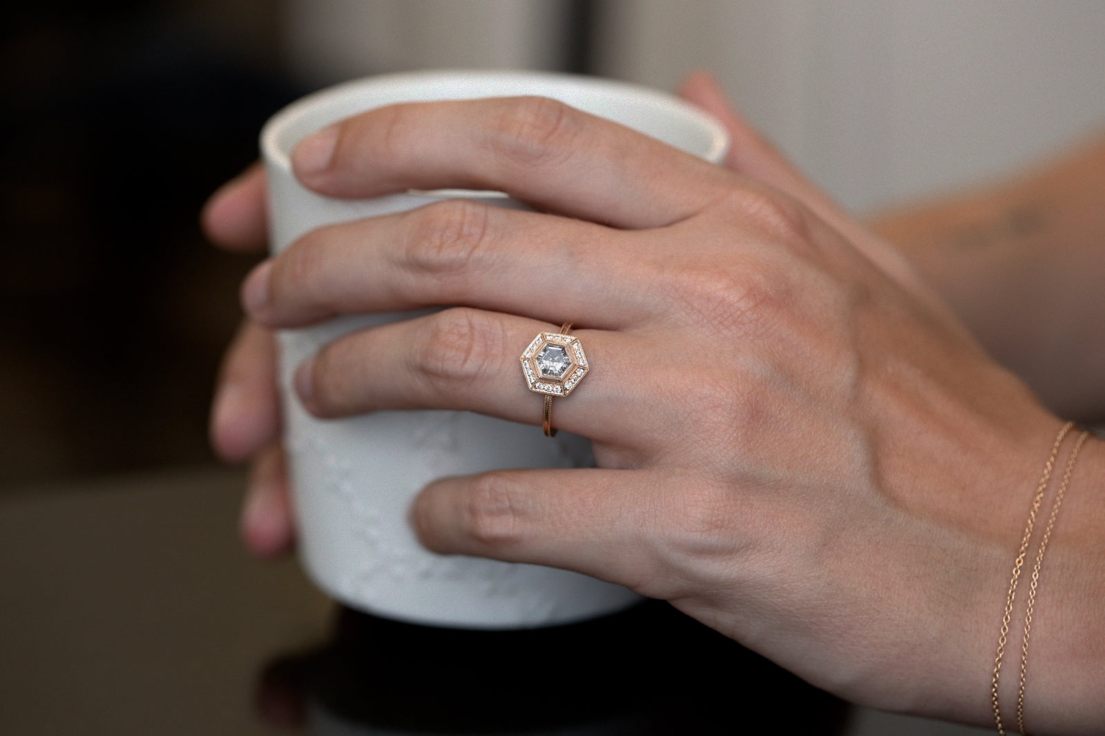 Pièce Unique n°9/2022, Bague Hexagonale Diamant Salt & Pepper