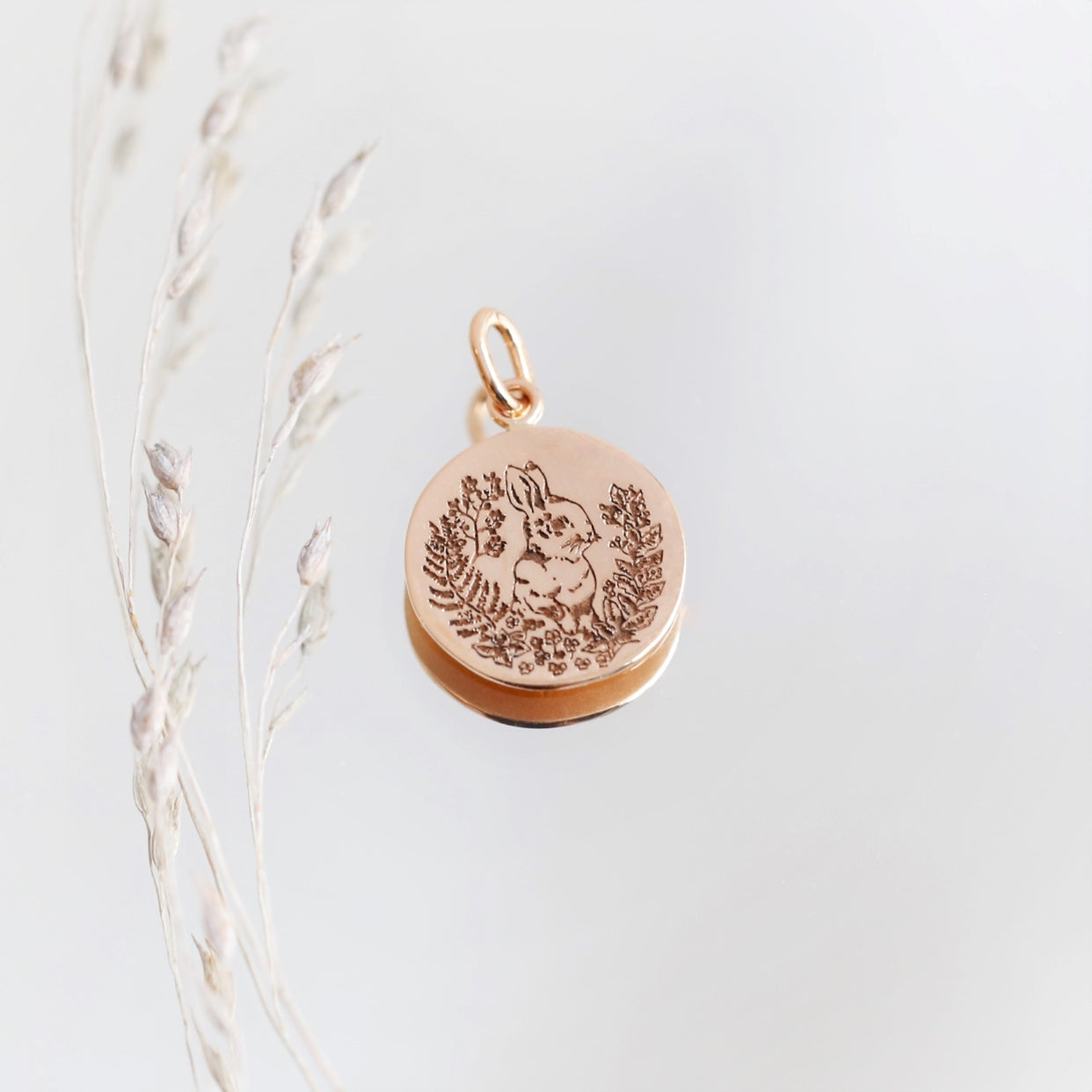 Médaille Lapin petit modèle - 1,4cm