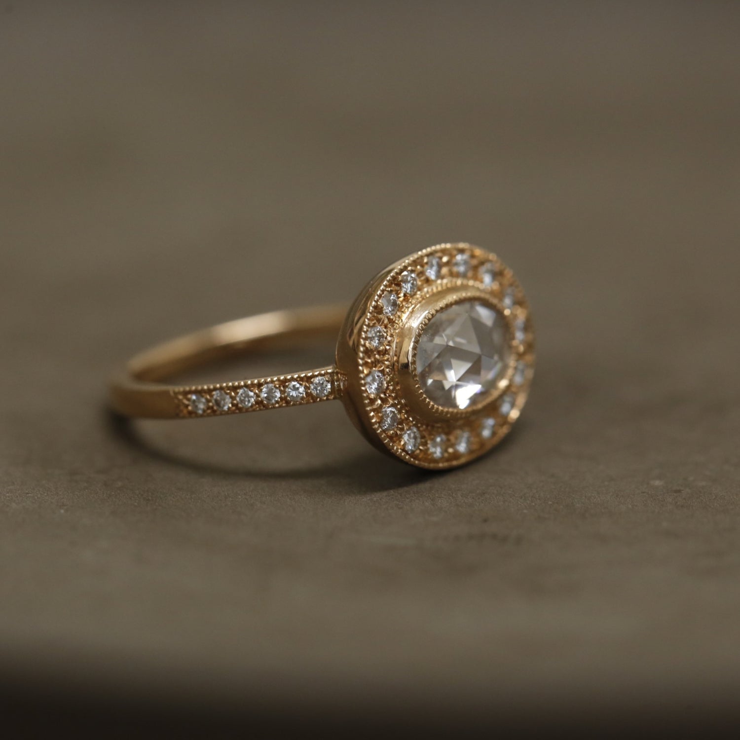 Pièce unique Bague Aphrodite ovale