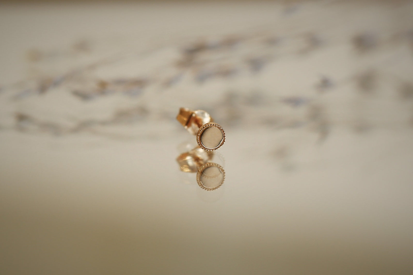 Boucle d'oreille Mini Milgrain 4 mm