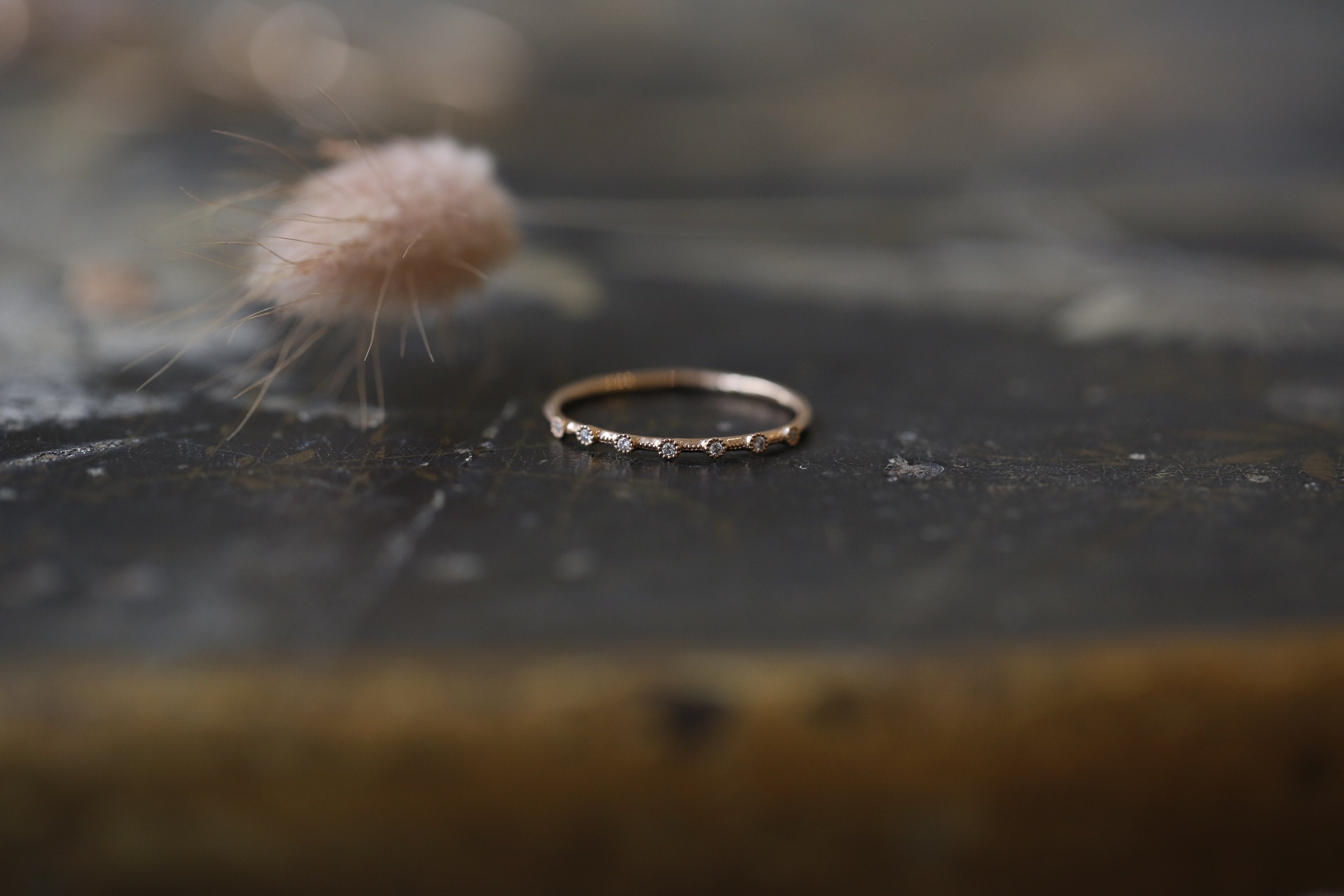 Bague Mira diamants blancs, bagues Myrtille Beck, bague de fiançailles de créateur, bague de fiançailles vintage