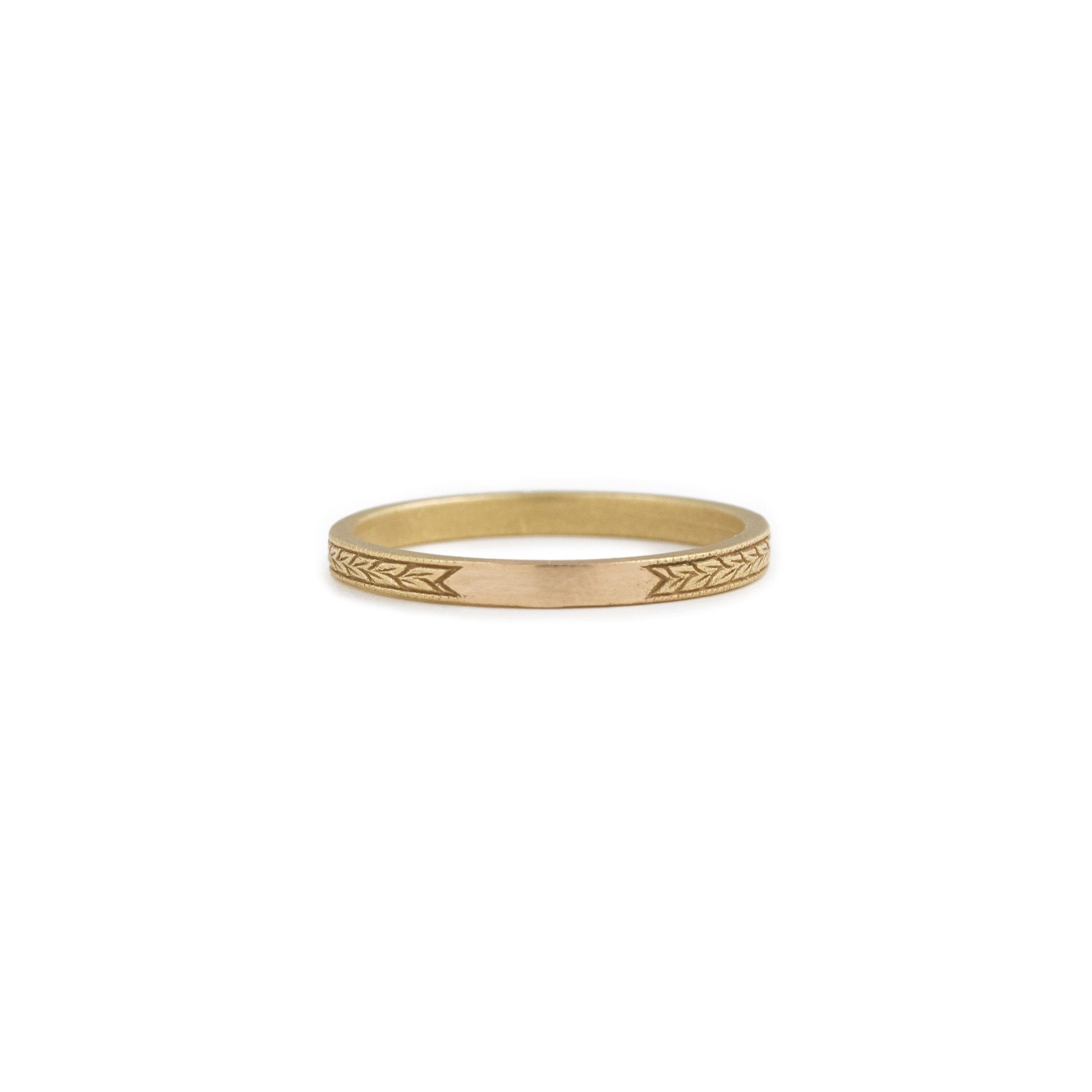 Bague - Alliance Feuillage femme, Myrtille Beck, alliance de créateur en or