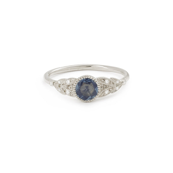 Bague fian ailles saphir bleu Myrtille Beck Paris