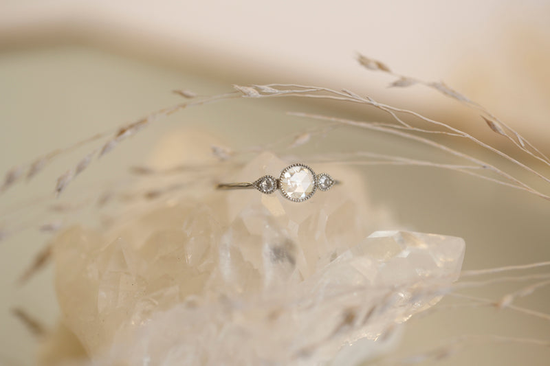 Amour Céleste XL White Sapphire Ring