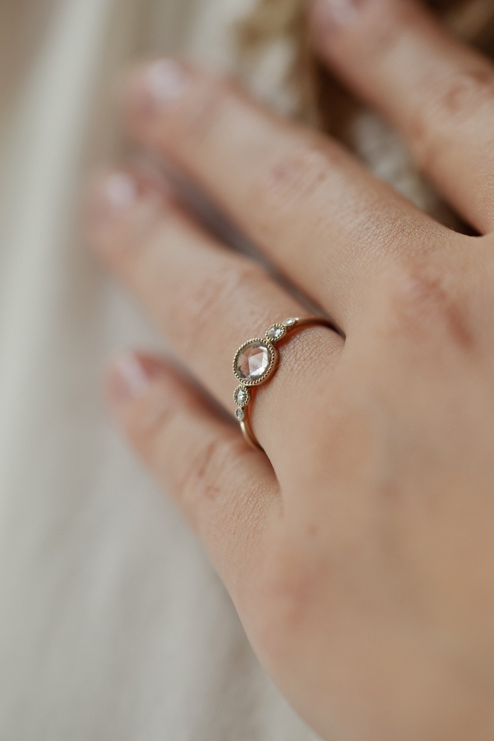 Ring Coco White Sapphire Rosecut