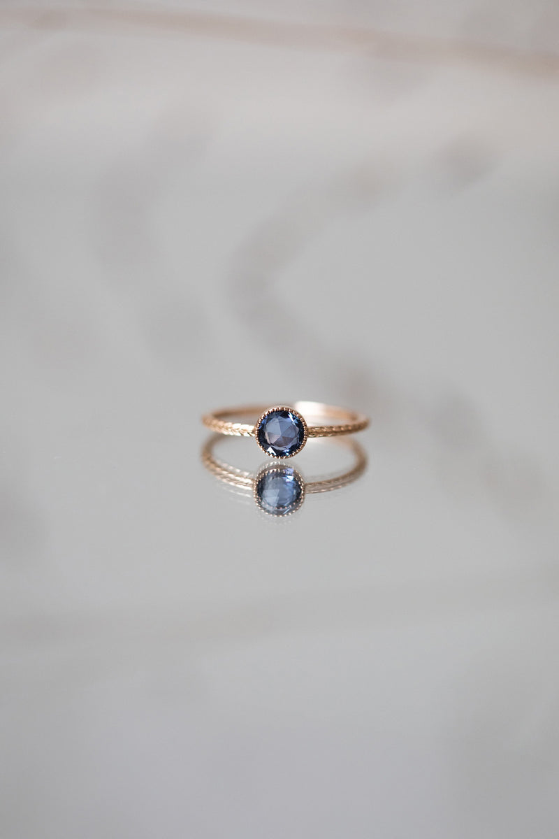 Ring Cybele L Blue Sapphire Rosecut