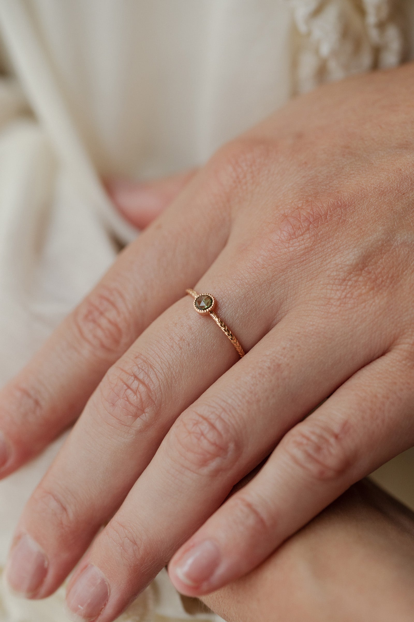 Ring Cybele M Green Sapphire Rosecut