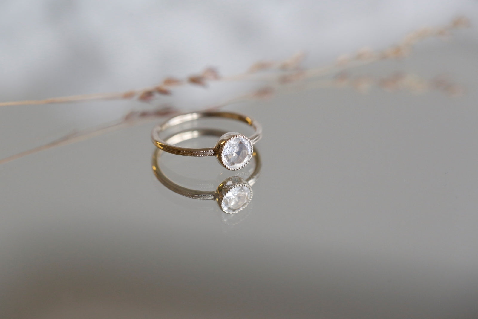 Solitaire Double Milgrain XL White Sapphire