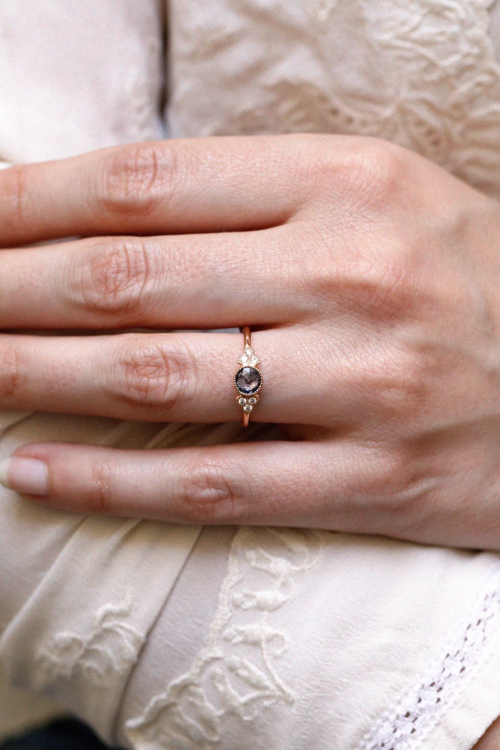 Ring Flora L Blue Sapphire