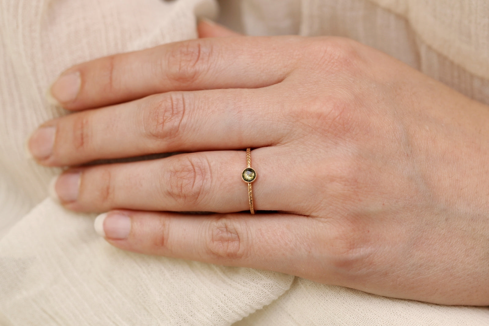 Ring Cybèle M Green sapphire