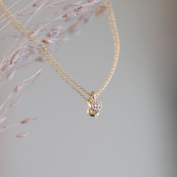 Necklace Love S pendant