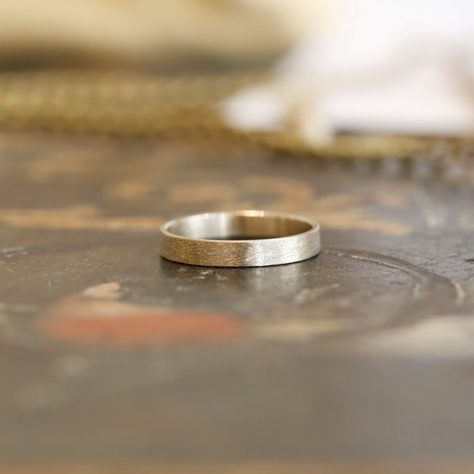 wedding band Saturn L