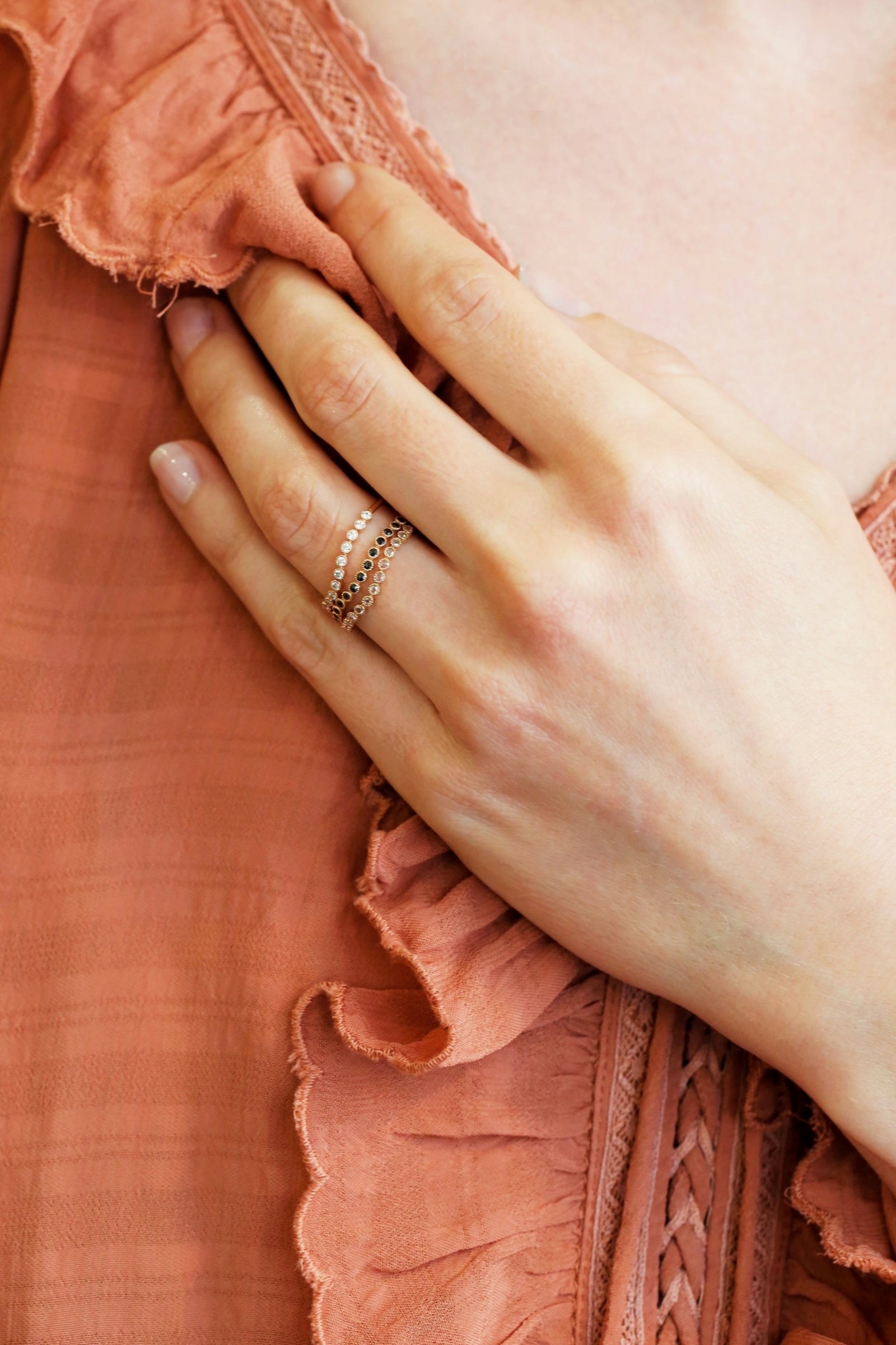 wedding band Céleste  Wave Diamonds rosecut