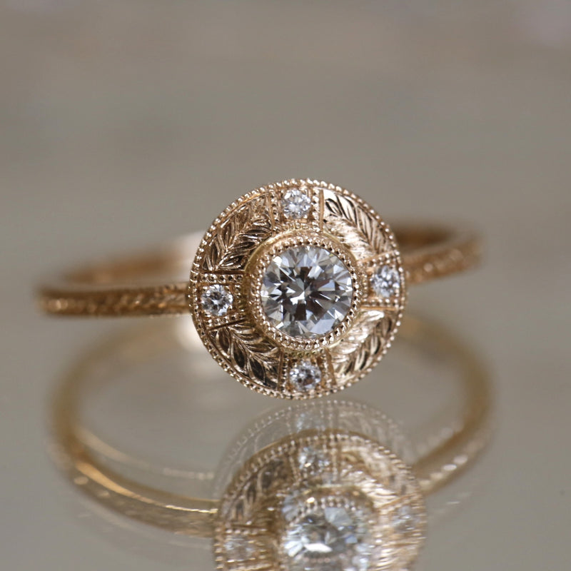 Pièce Unique Ring Aphrodite M Diamonds Engraved